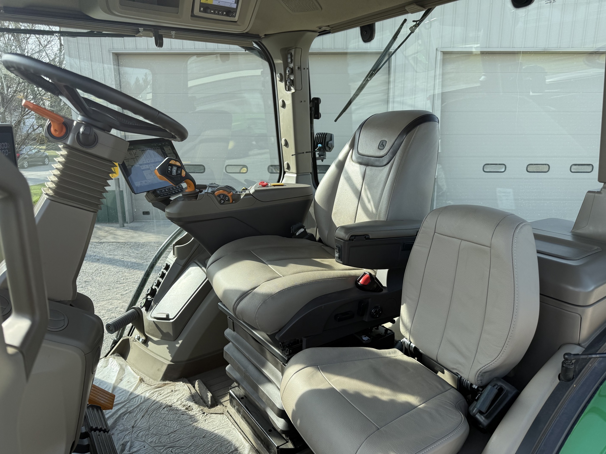 2021 John Deere 8RX 370 Tractor