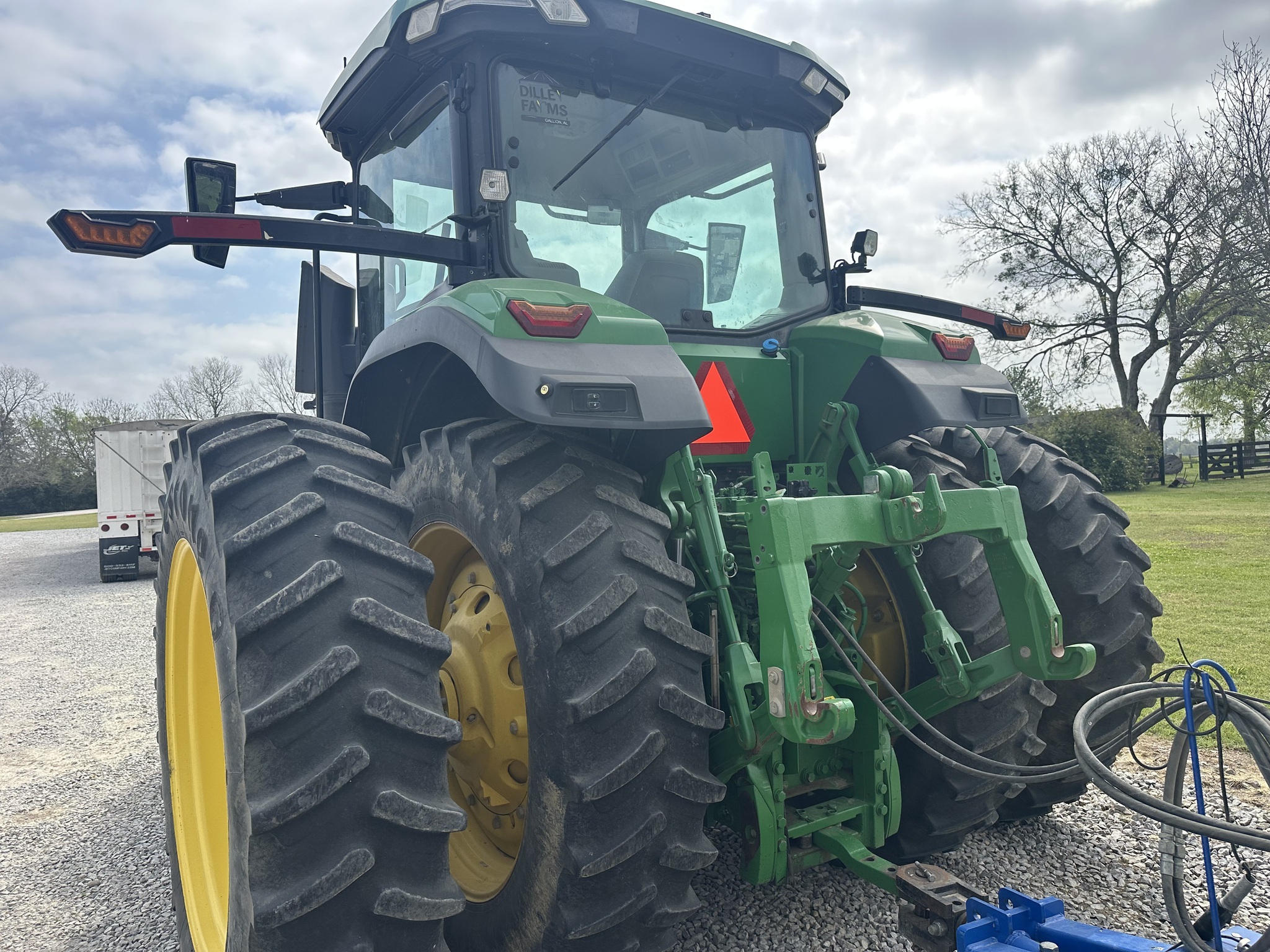 2020 John Deere 7R 230 Tractor