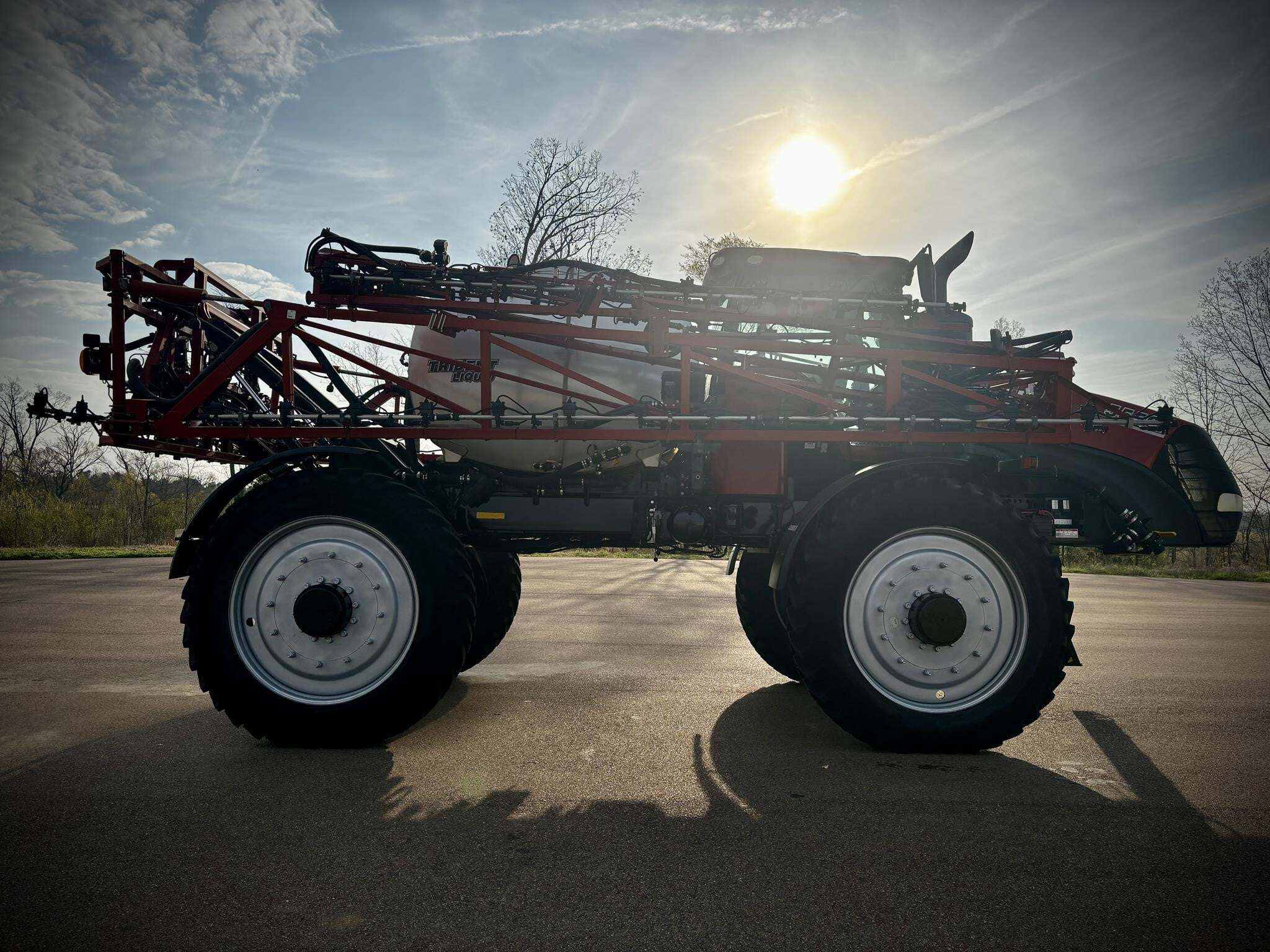 2019 Case IH TRIDENT 5550 Self-Propelled Sprayer