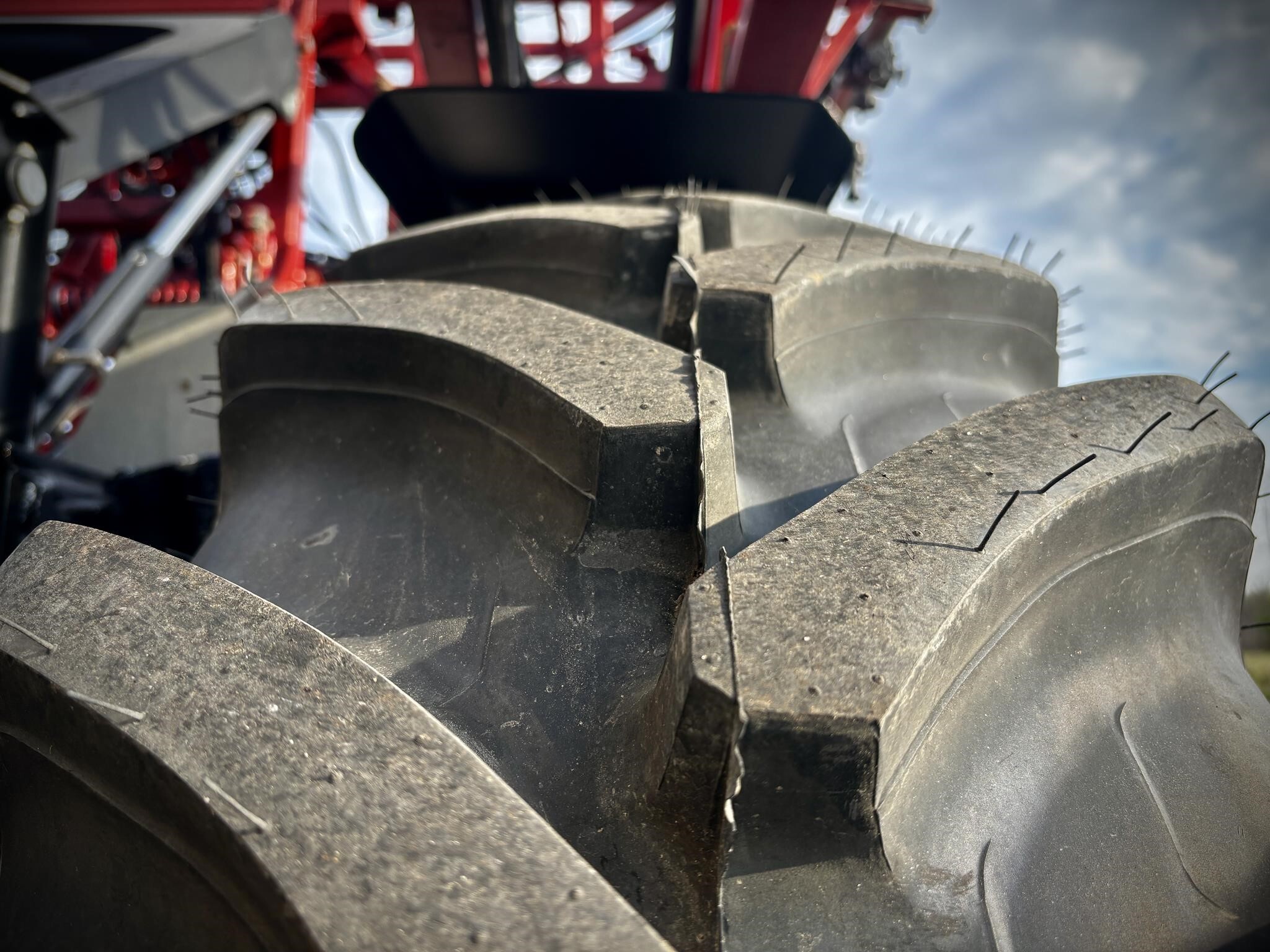 2019 Case IH TRIDENT 5550 Self-Propelled Sprayer