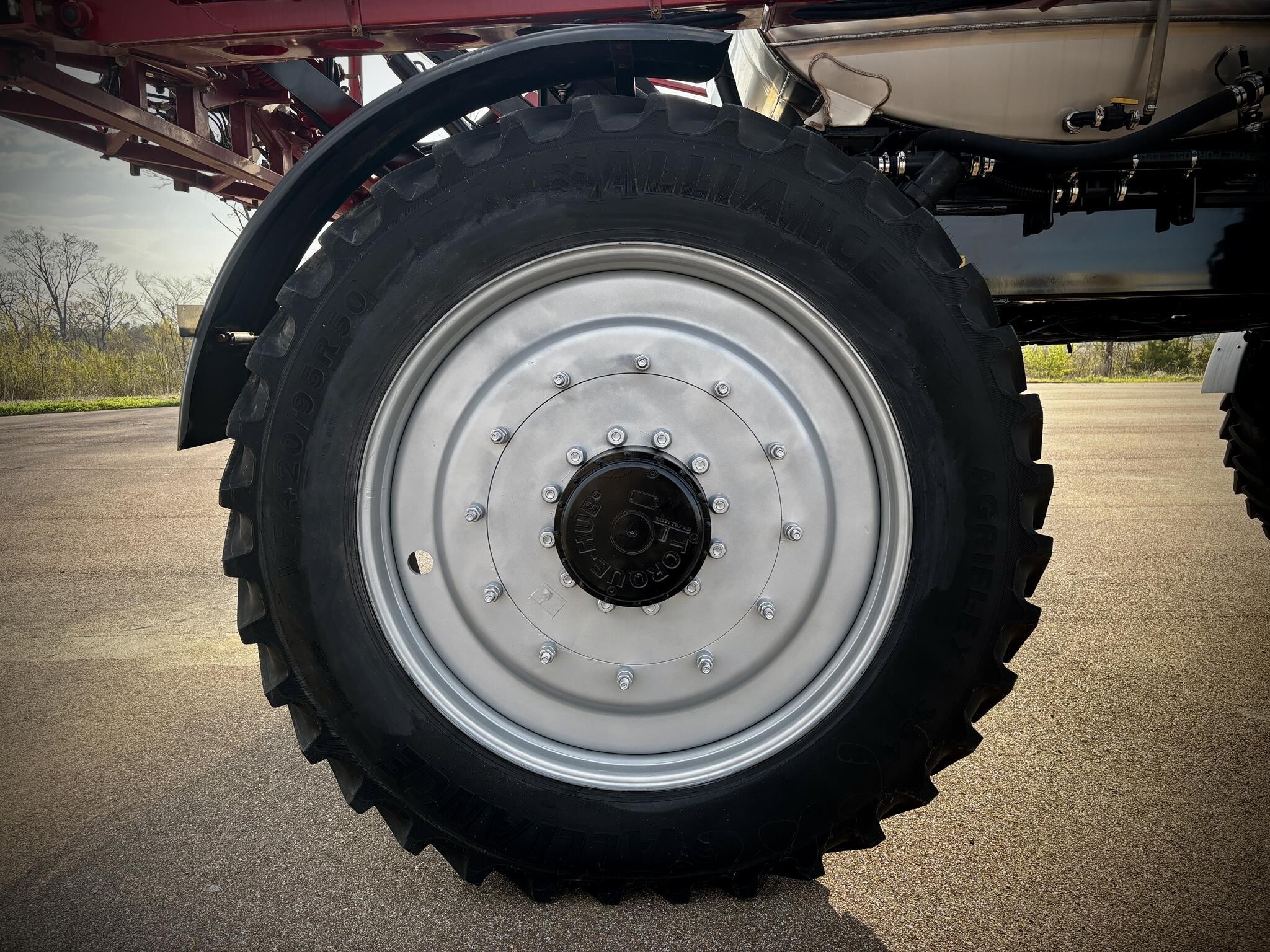 2019 Case IH TRIDENT 5550 Self-Propelled Sprayer