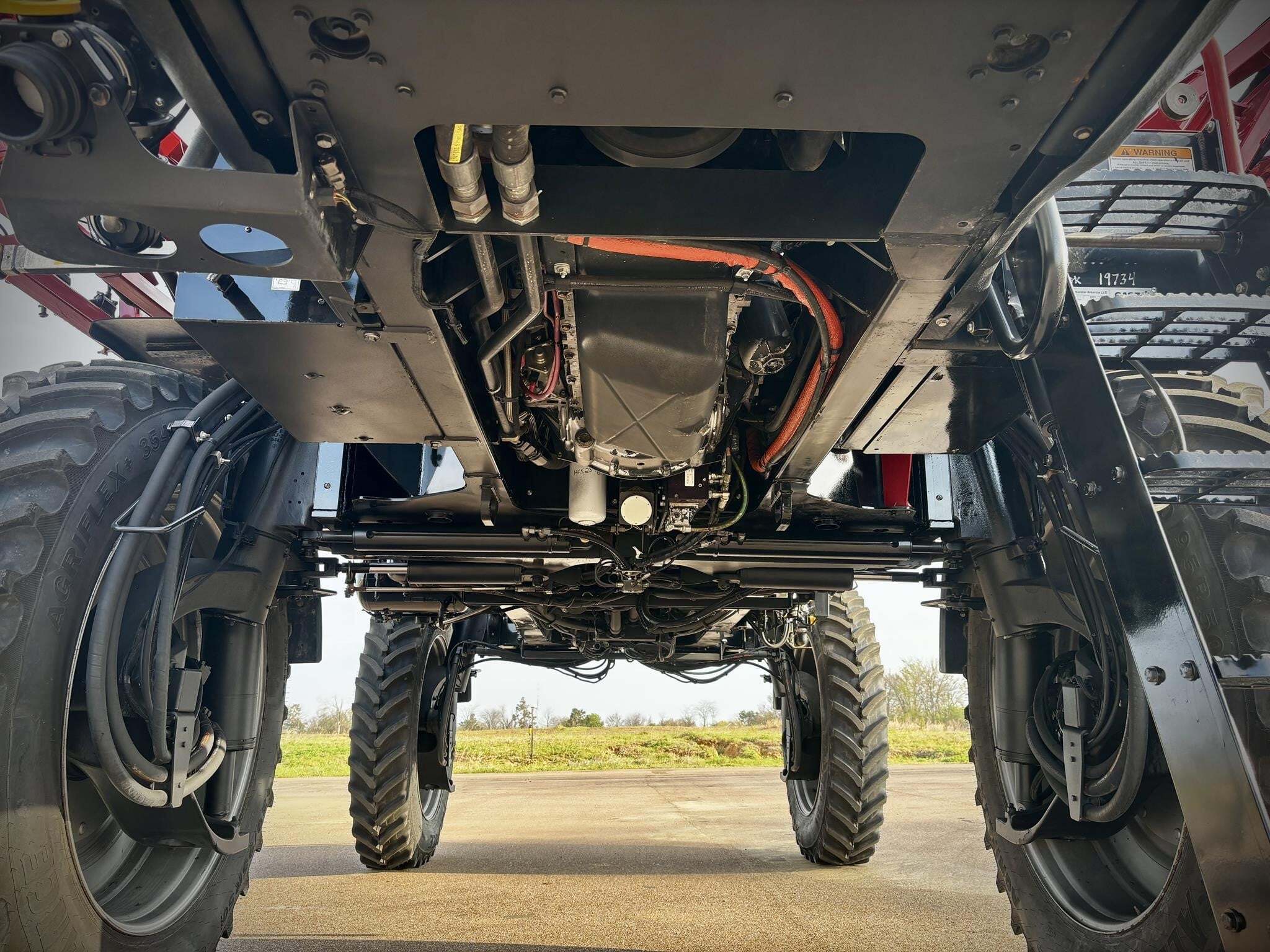 2019 Case IH TRIDENT 5550 Self-Propelled Sprayer