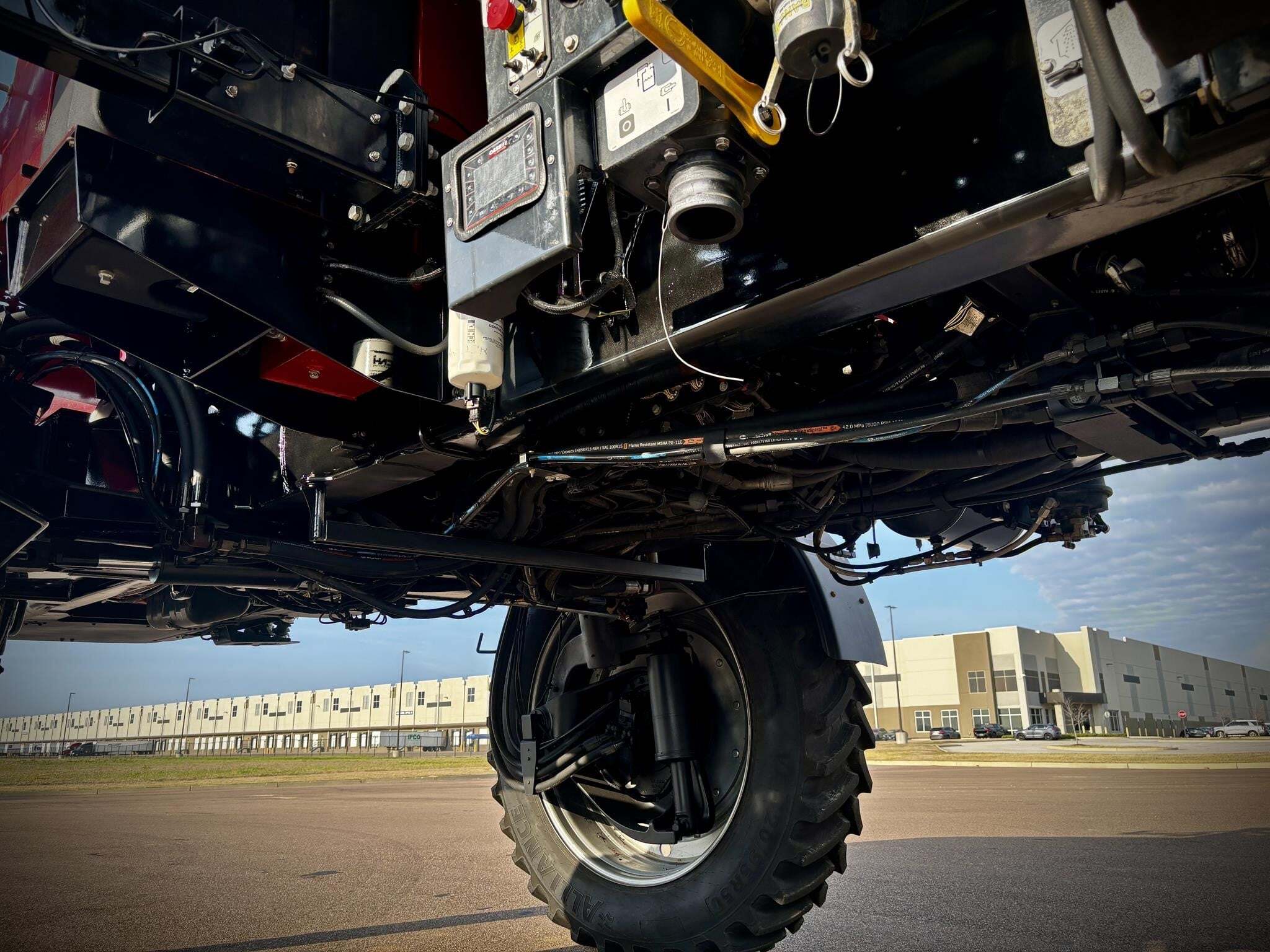 2019 Case IH TRIDENT 5550 Self-Propelled Sprayer