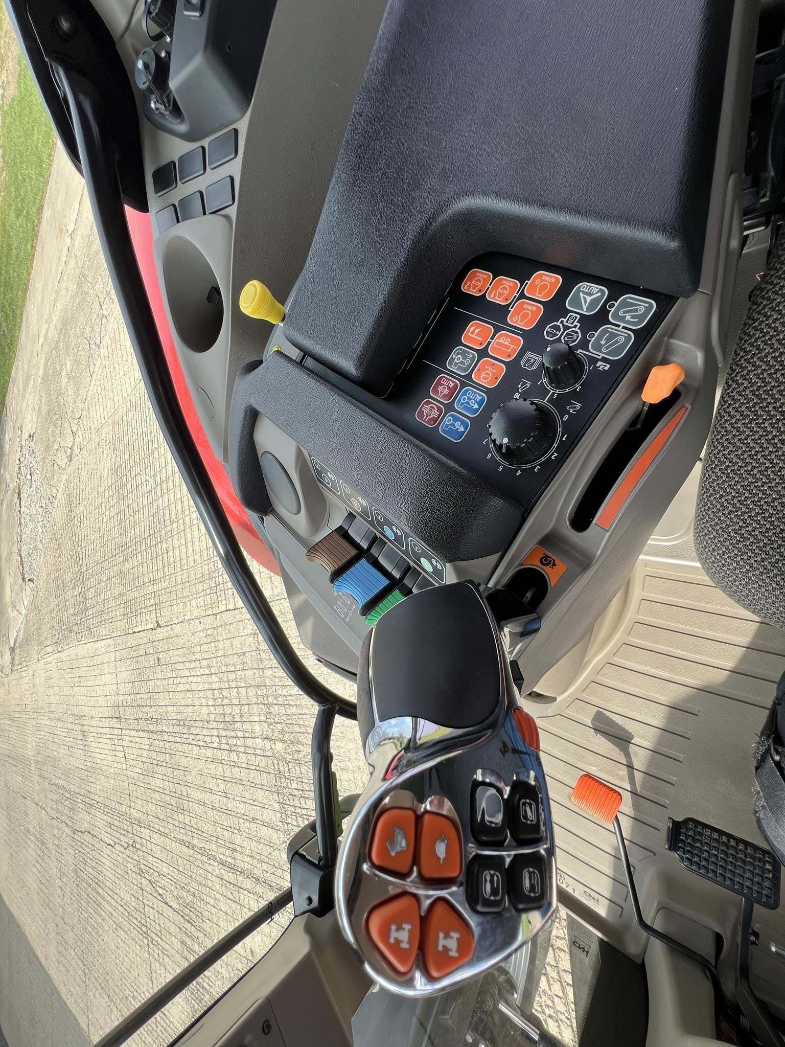 2022 Case IH Maxxum 115 Tractor