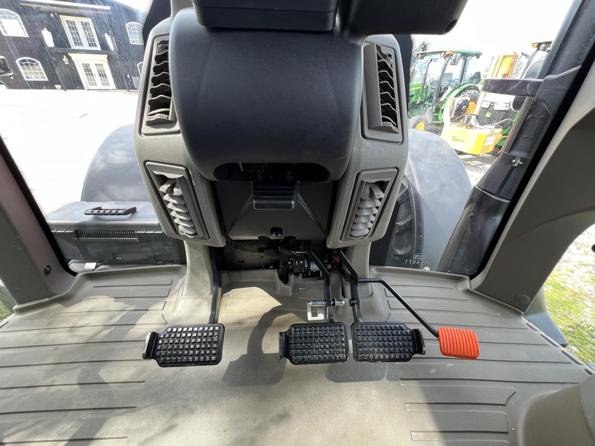 2022 Case IH Maxxum 115 Tractor
