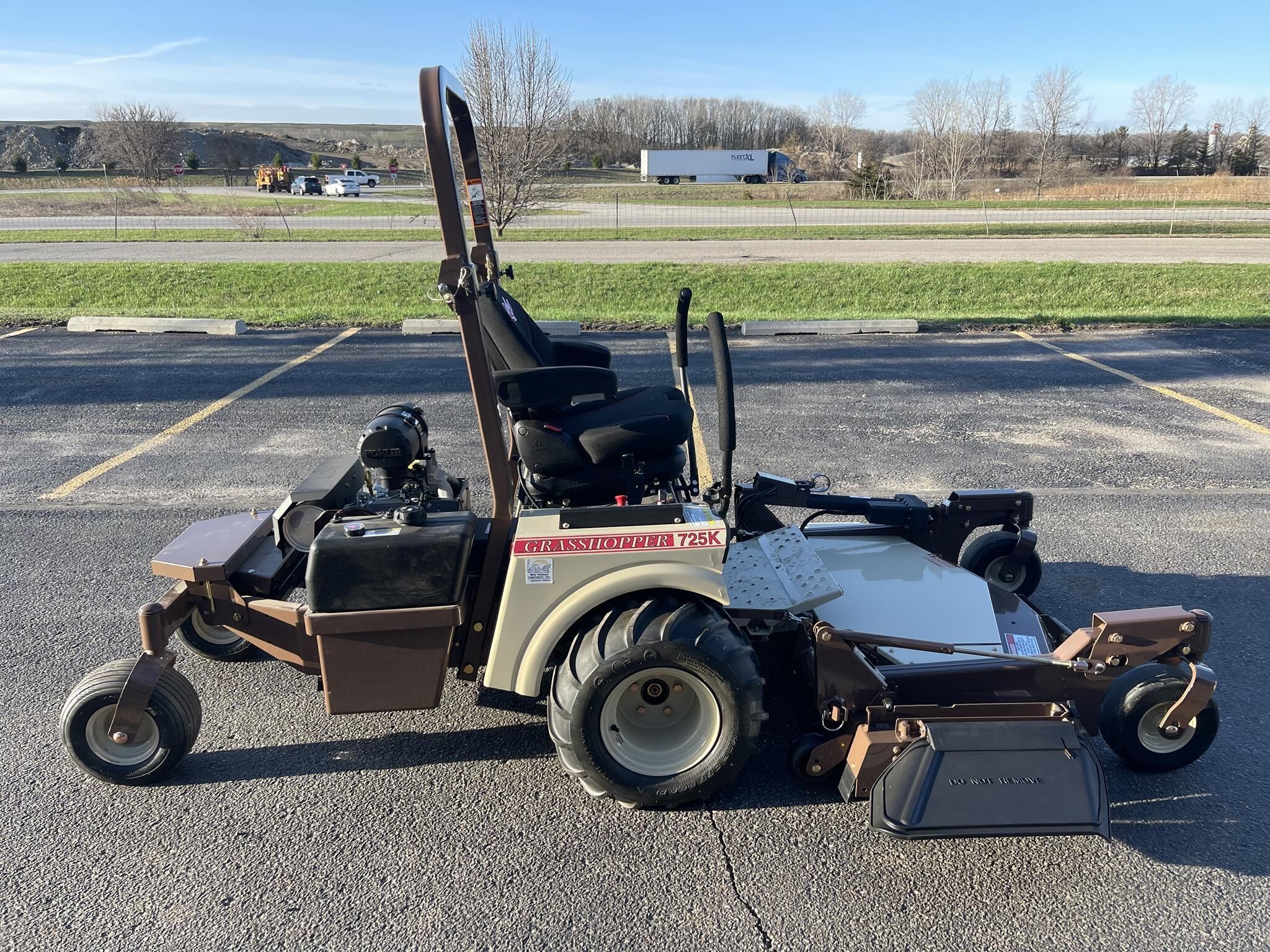 2026 Grasshopper 725KT Lawn Mower