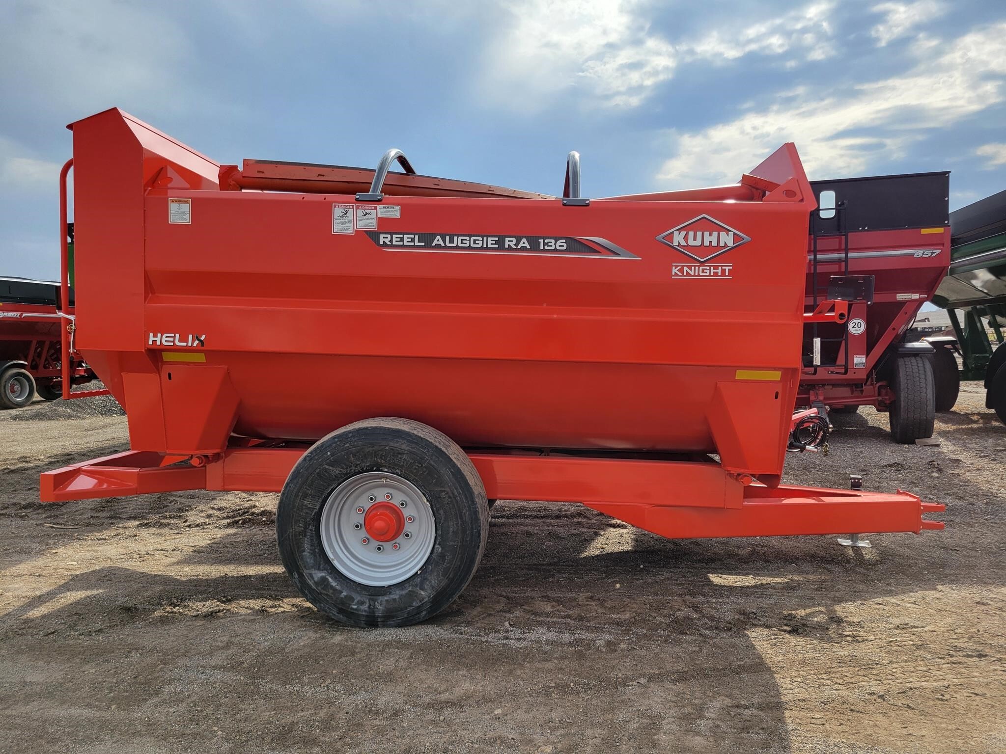 2026 Kuhn Knight RA136 Grinders and Mixer