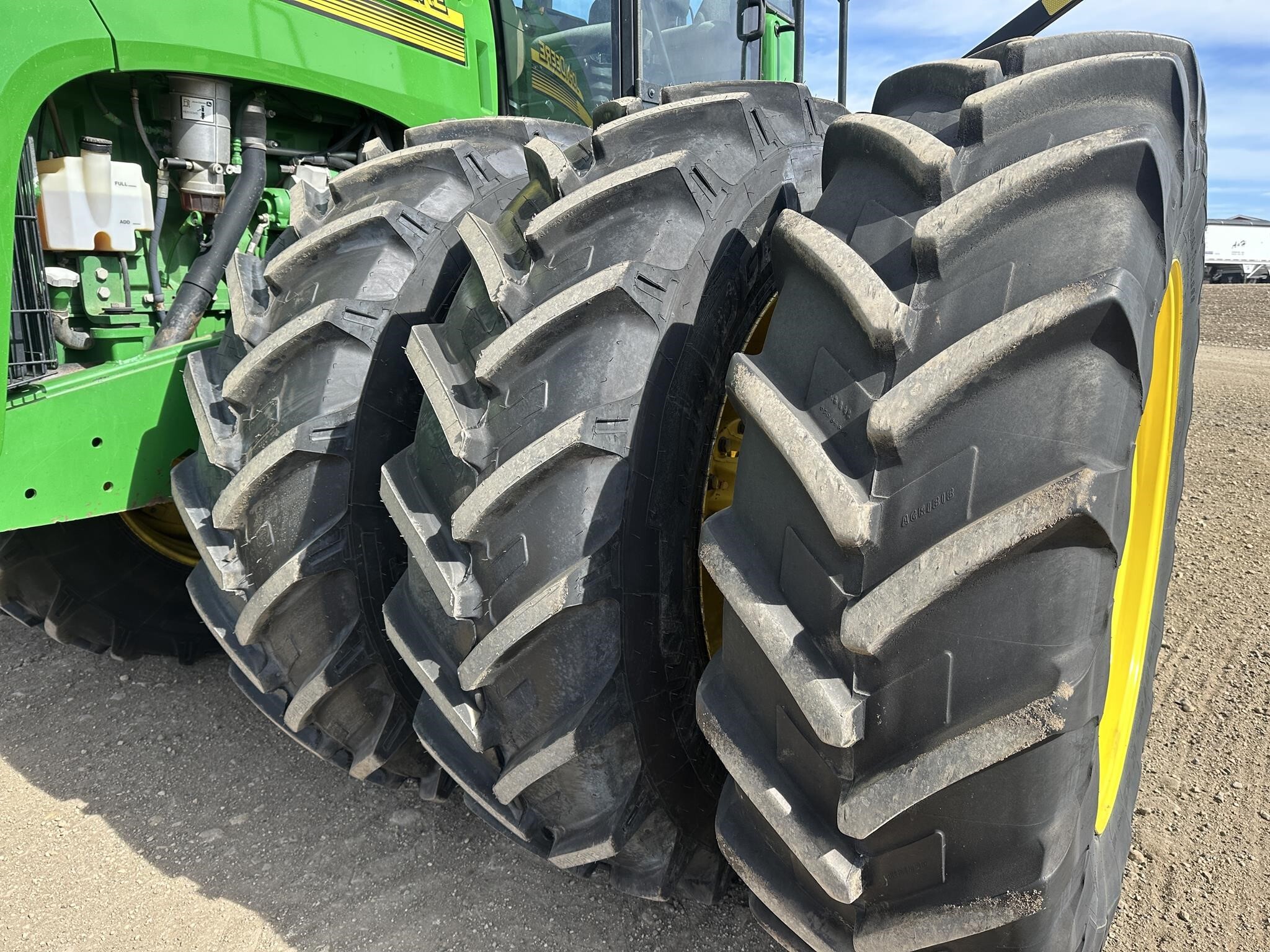 2004 John Deere 9420 Tractor
