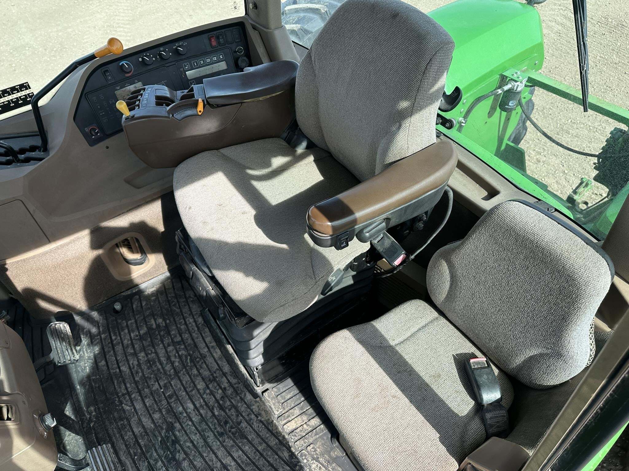 2004 John Deere 9420 Tractor