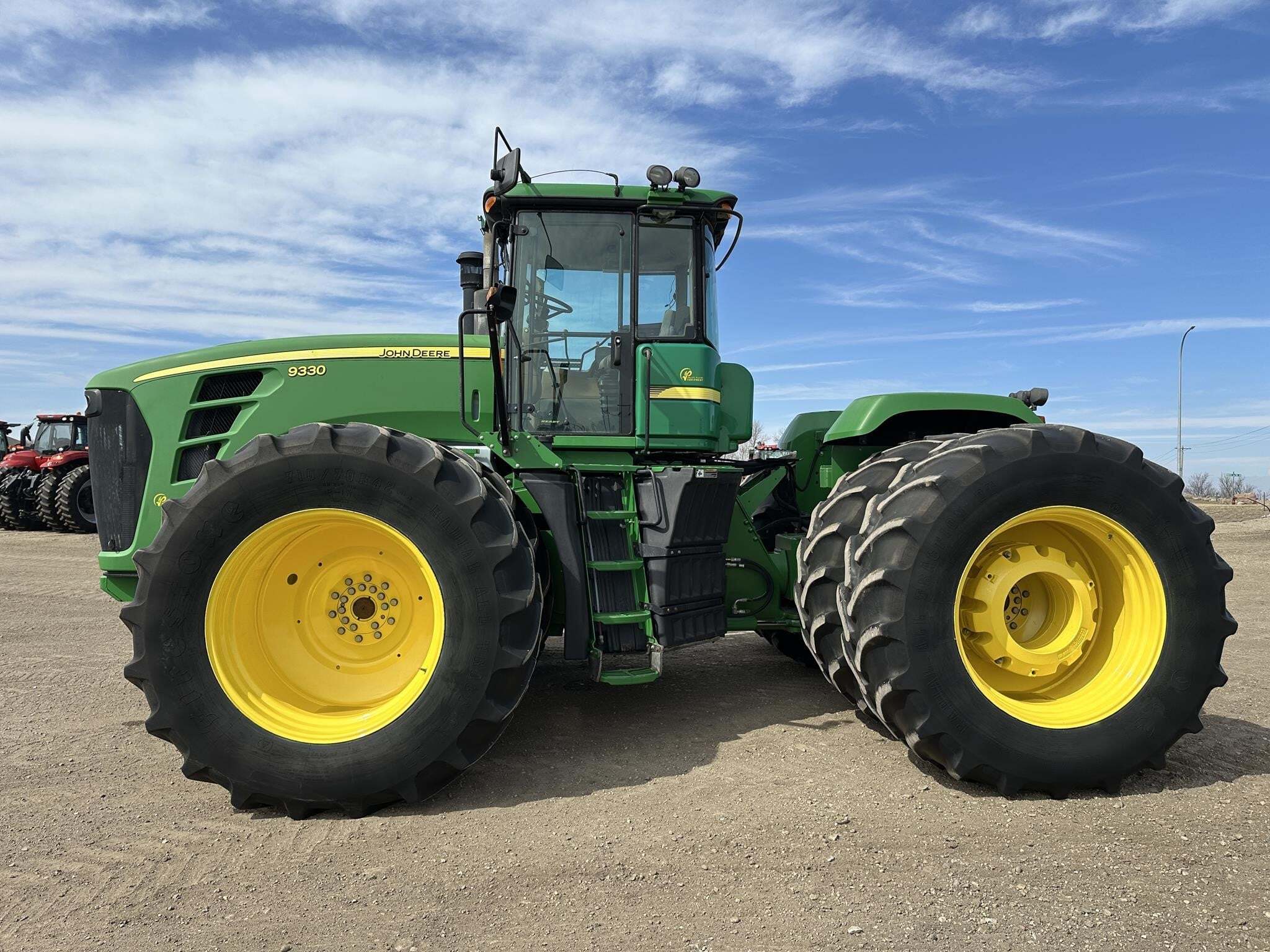 2008 John Deere 9330 Tractor