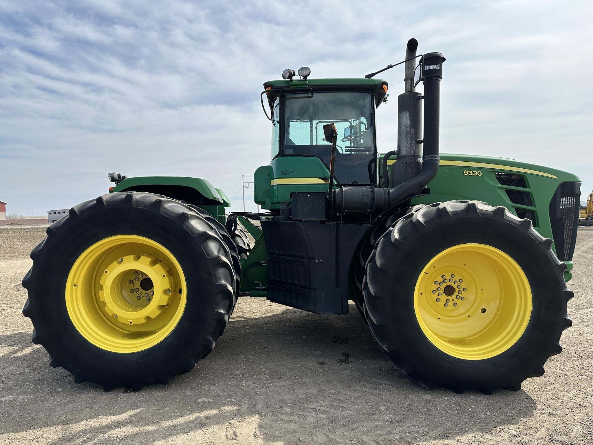 2008 John Deere 9330 Tractor