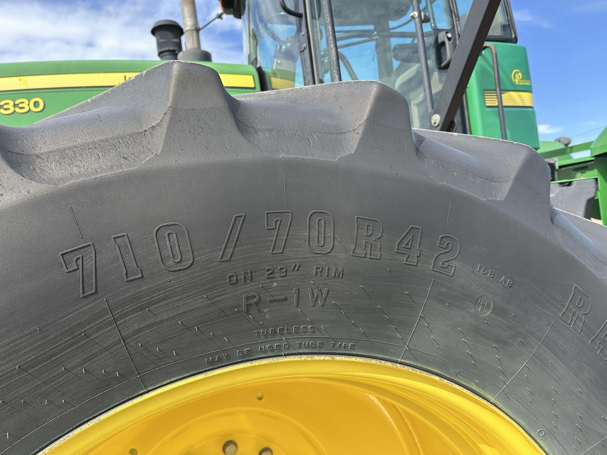 2008 John Deere 9330 Tractor