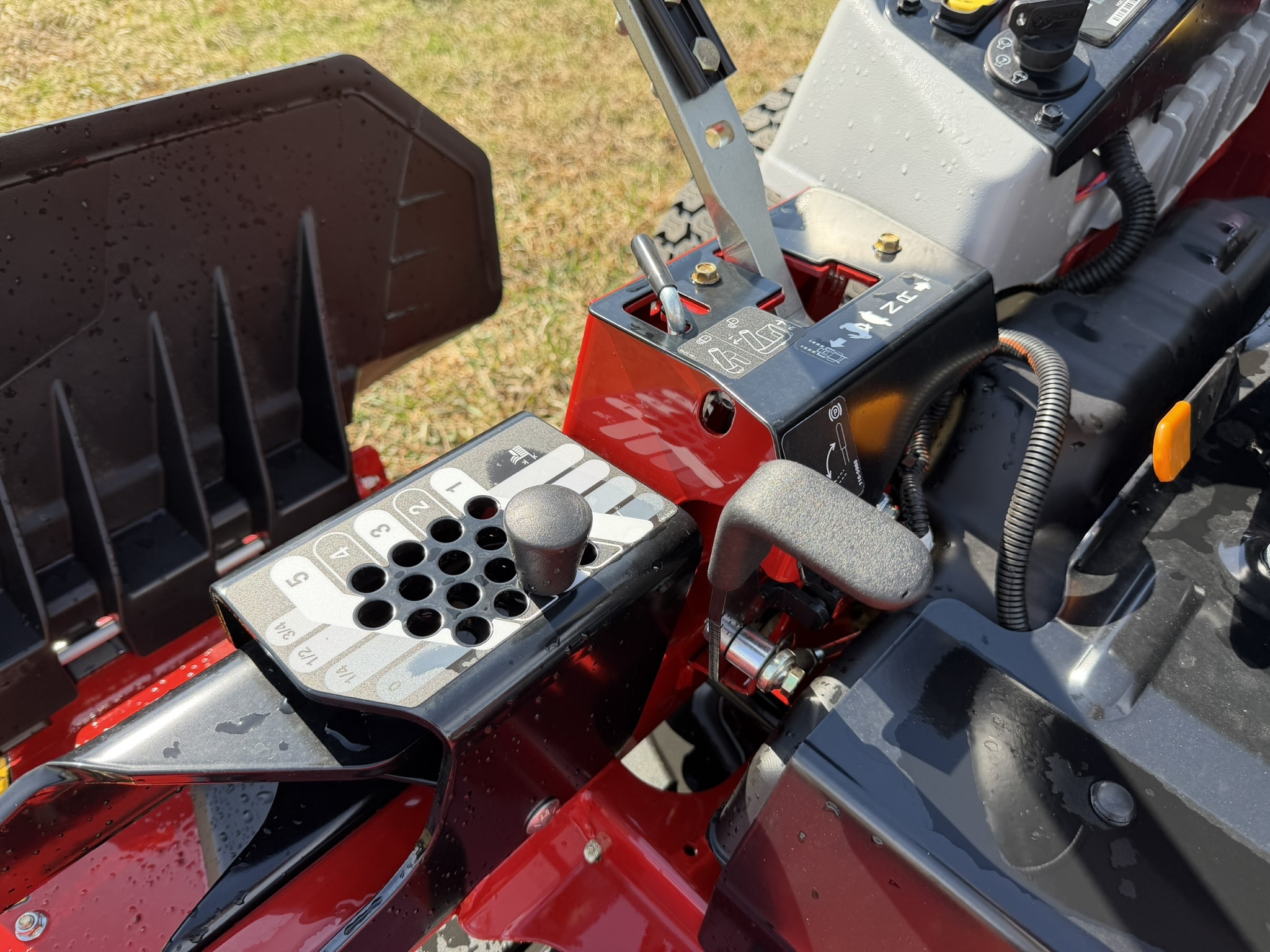 2026 Exmark LRE801GKA604A3 Lawn Mower