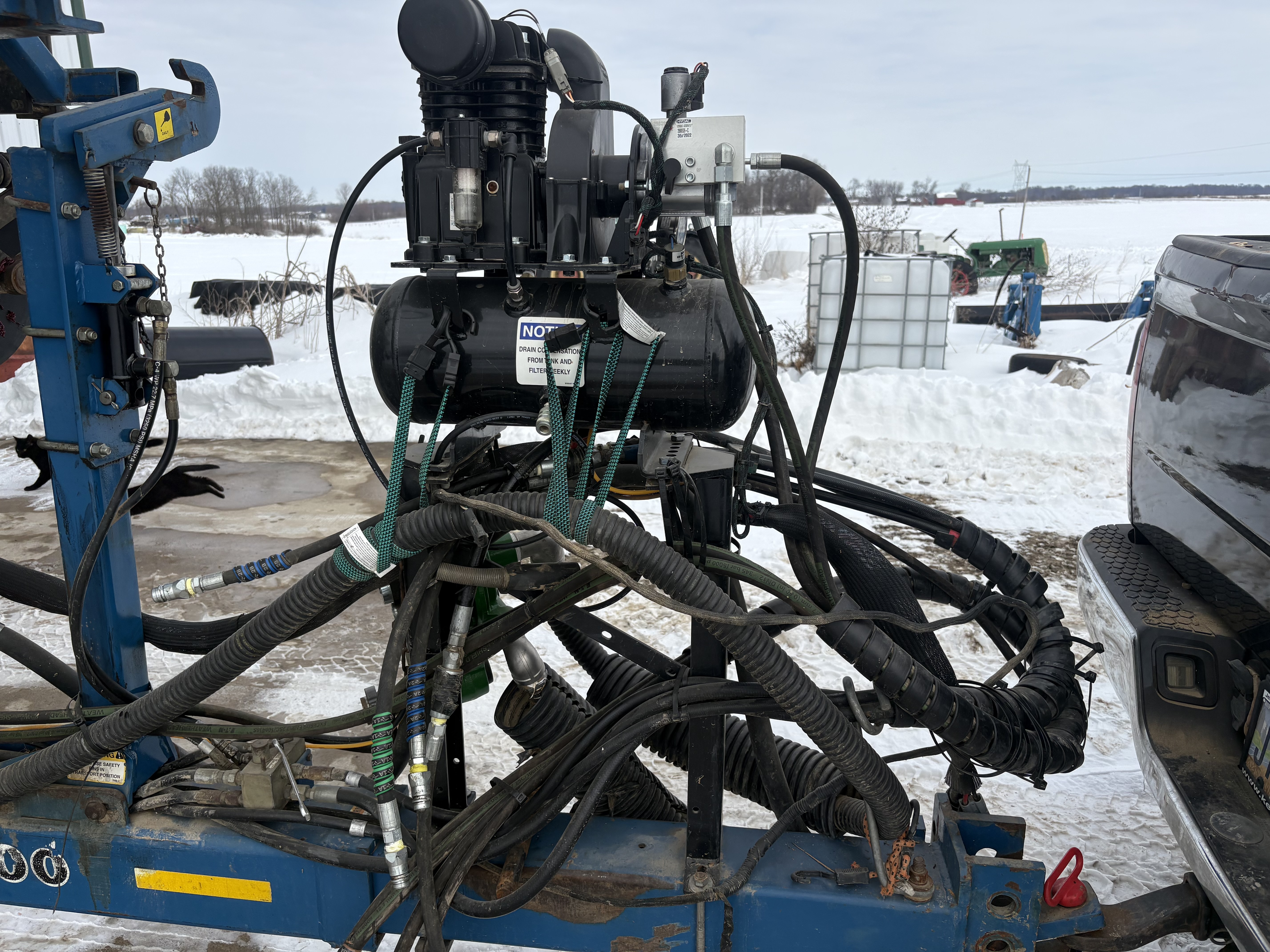 2002 Kinze 3500 Planter
