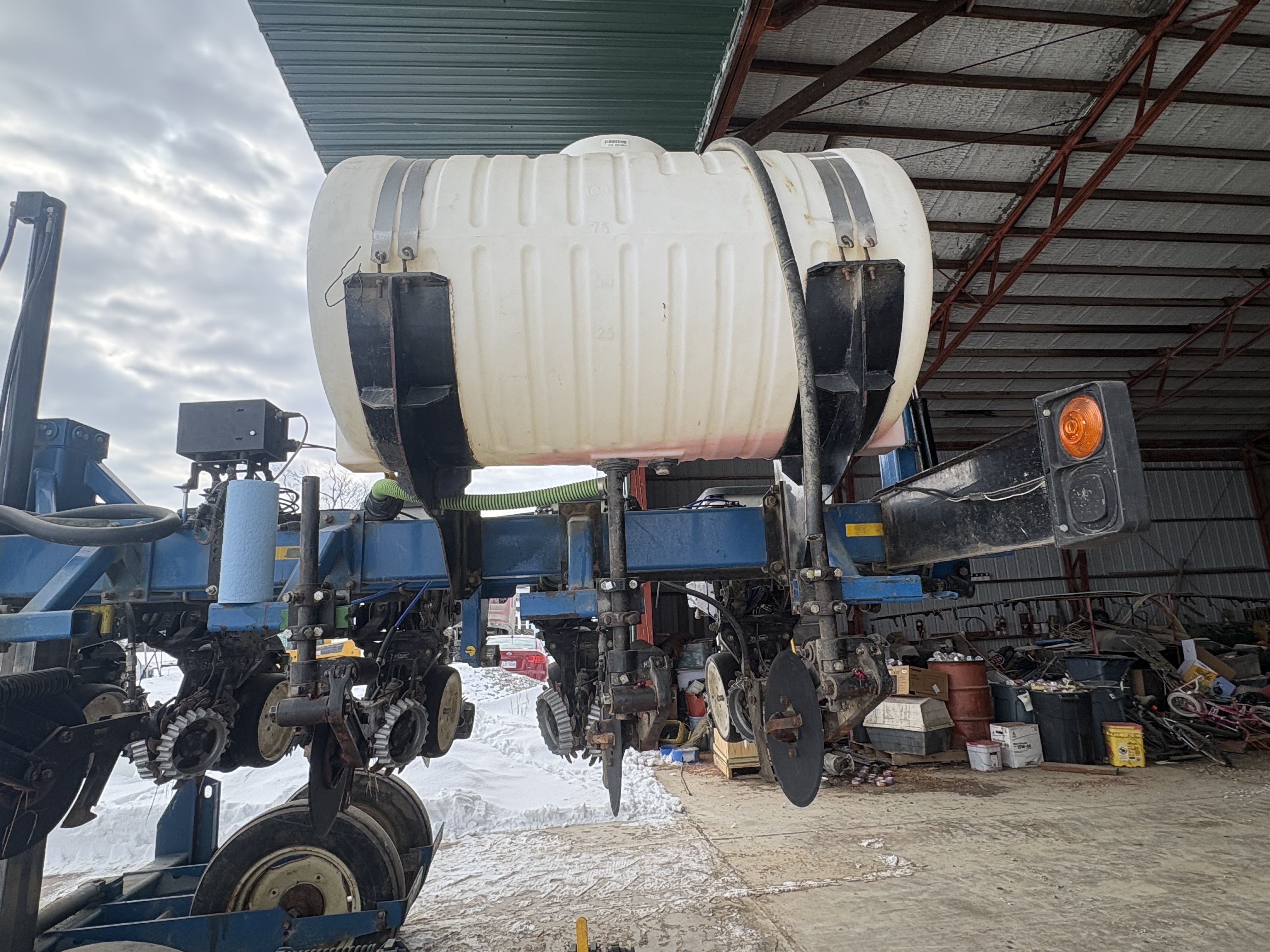 2002 Kinze 3500 Planter
