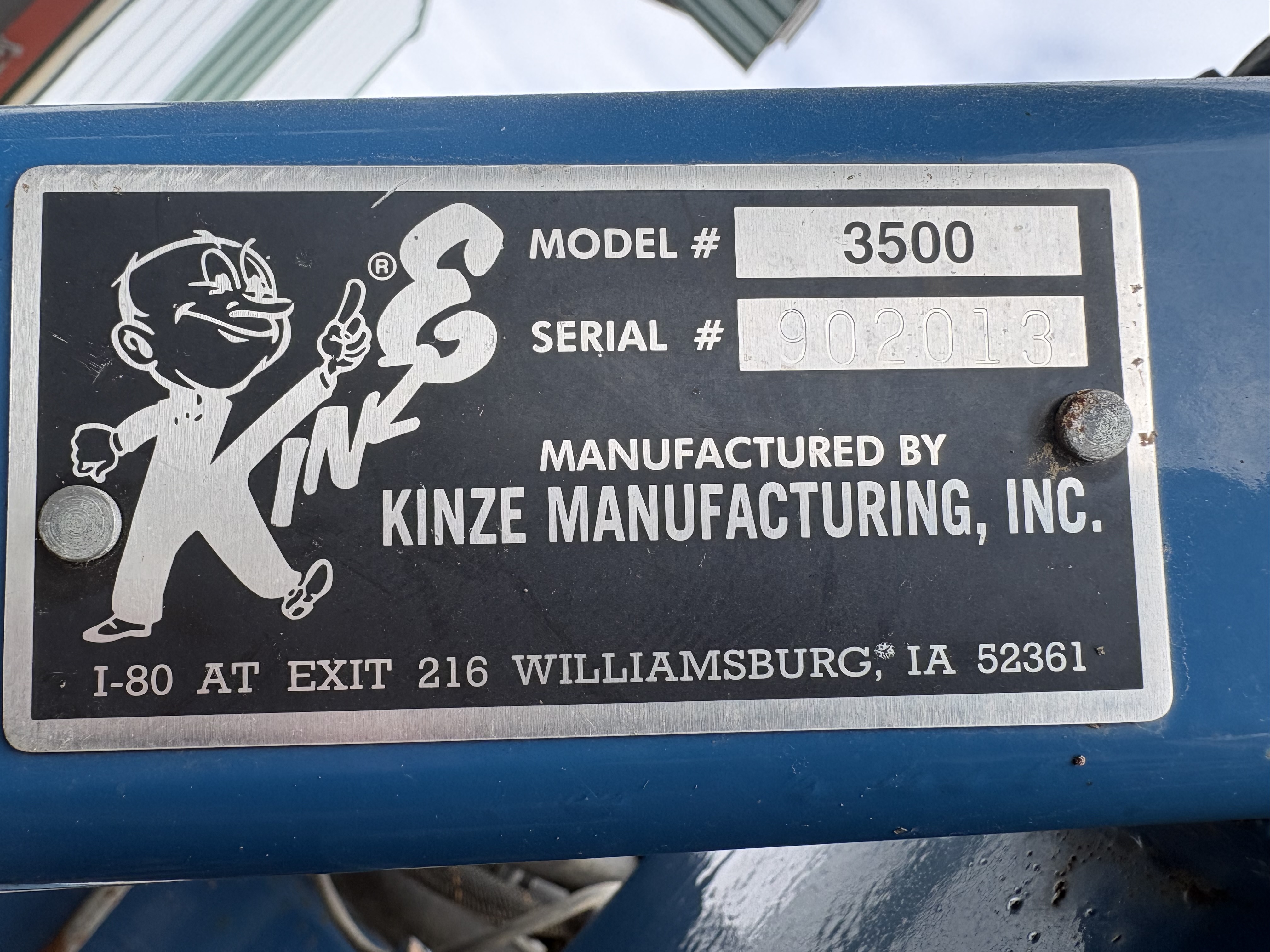 2002 Kinze 3500 Planter