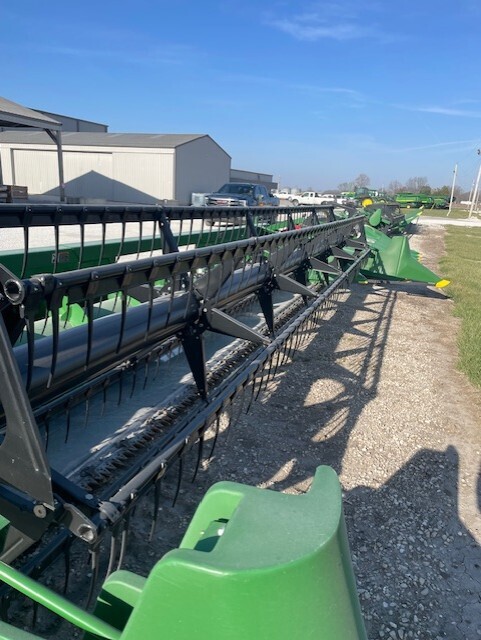  John Deere 625F Platform