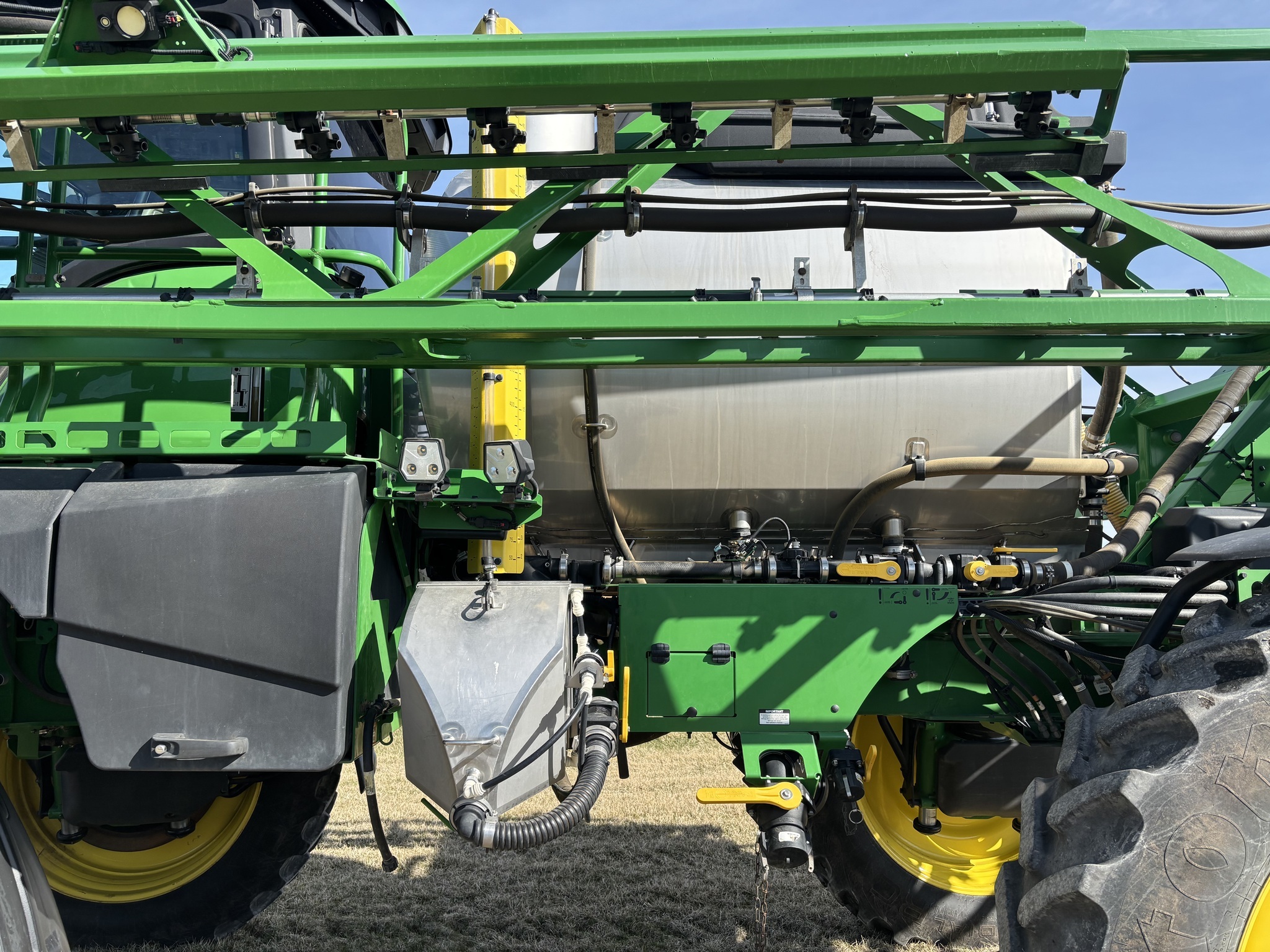 2023 John Deere 612R Self-Propelled Sprayer