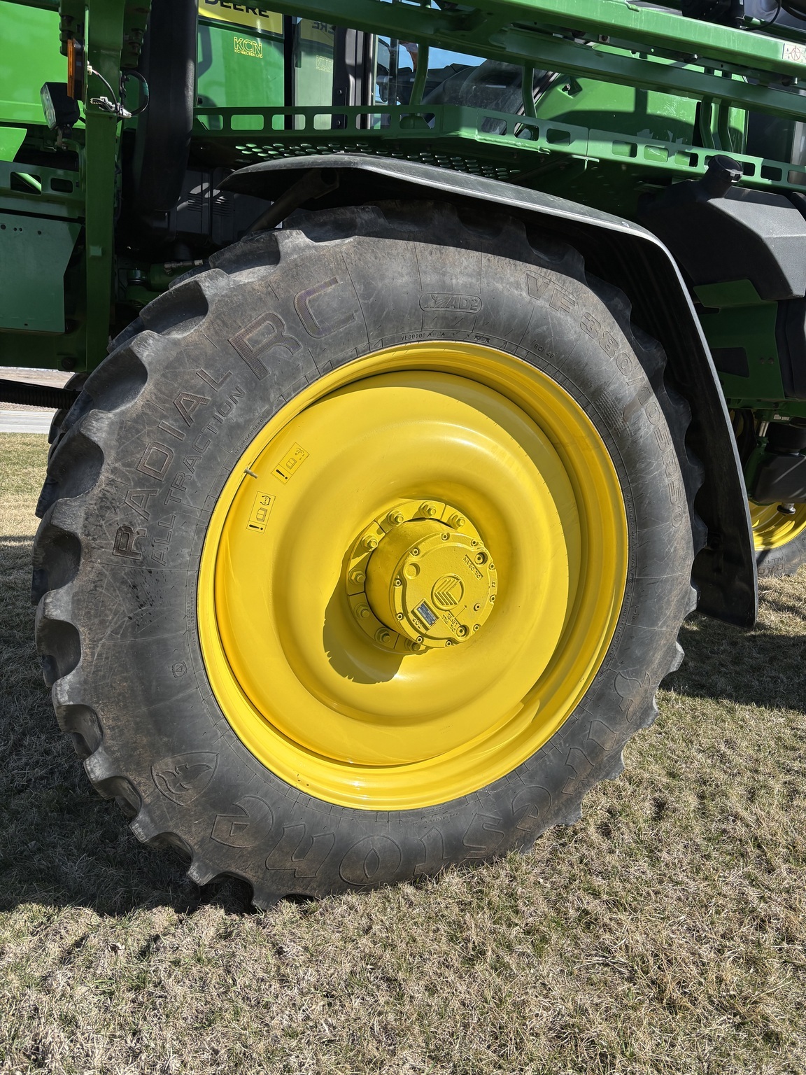 2023 John Deere 612R Self-Propelled Sprayer