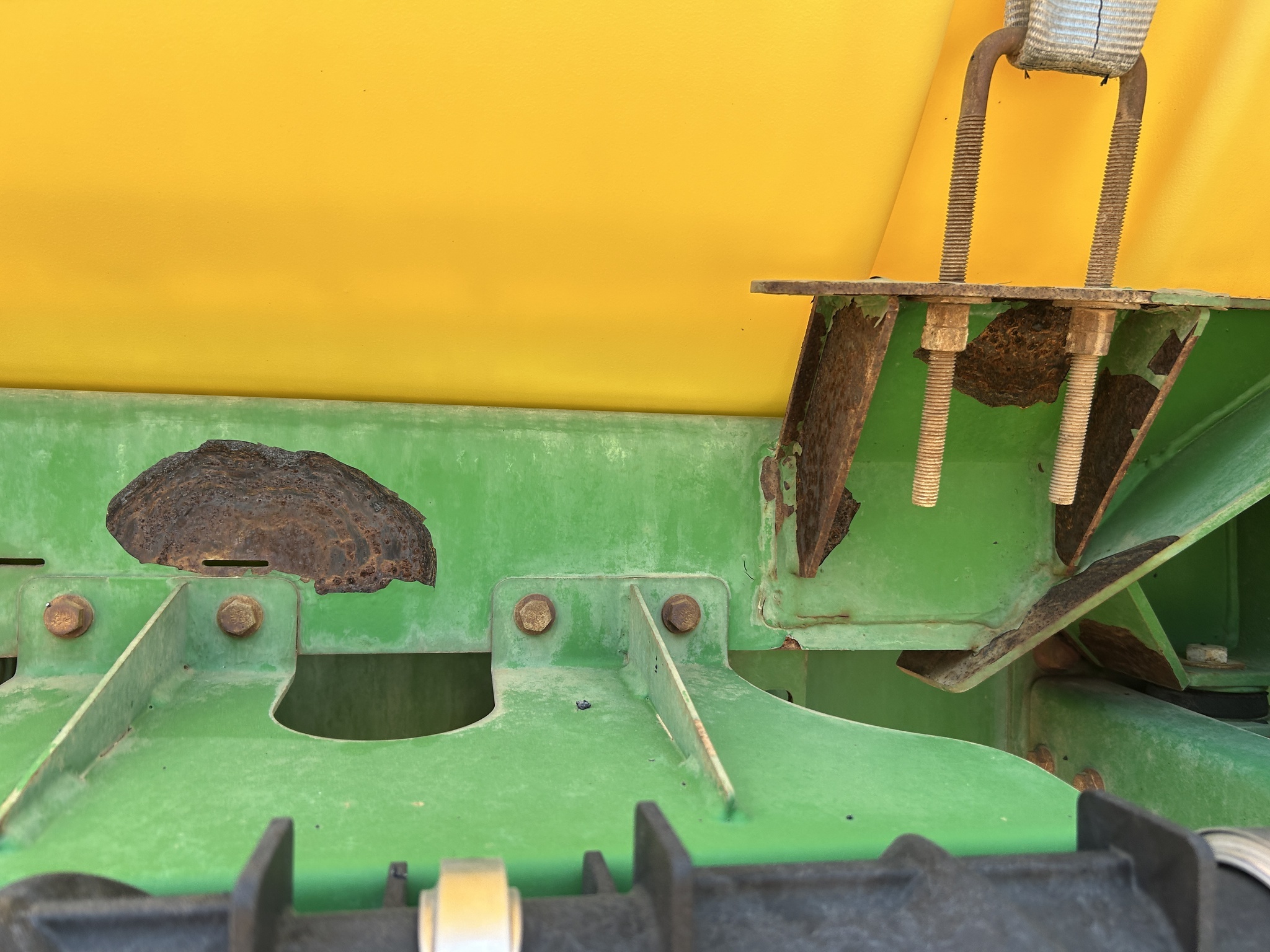 2016 John Deere R4023 Self-Propelled Sprayer