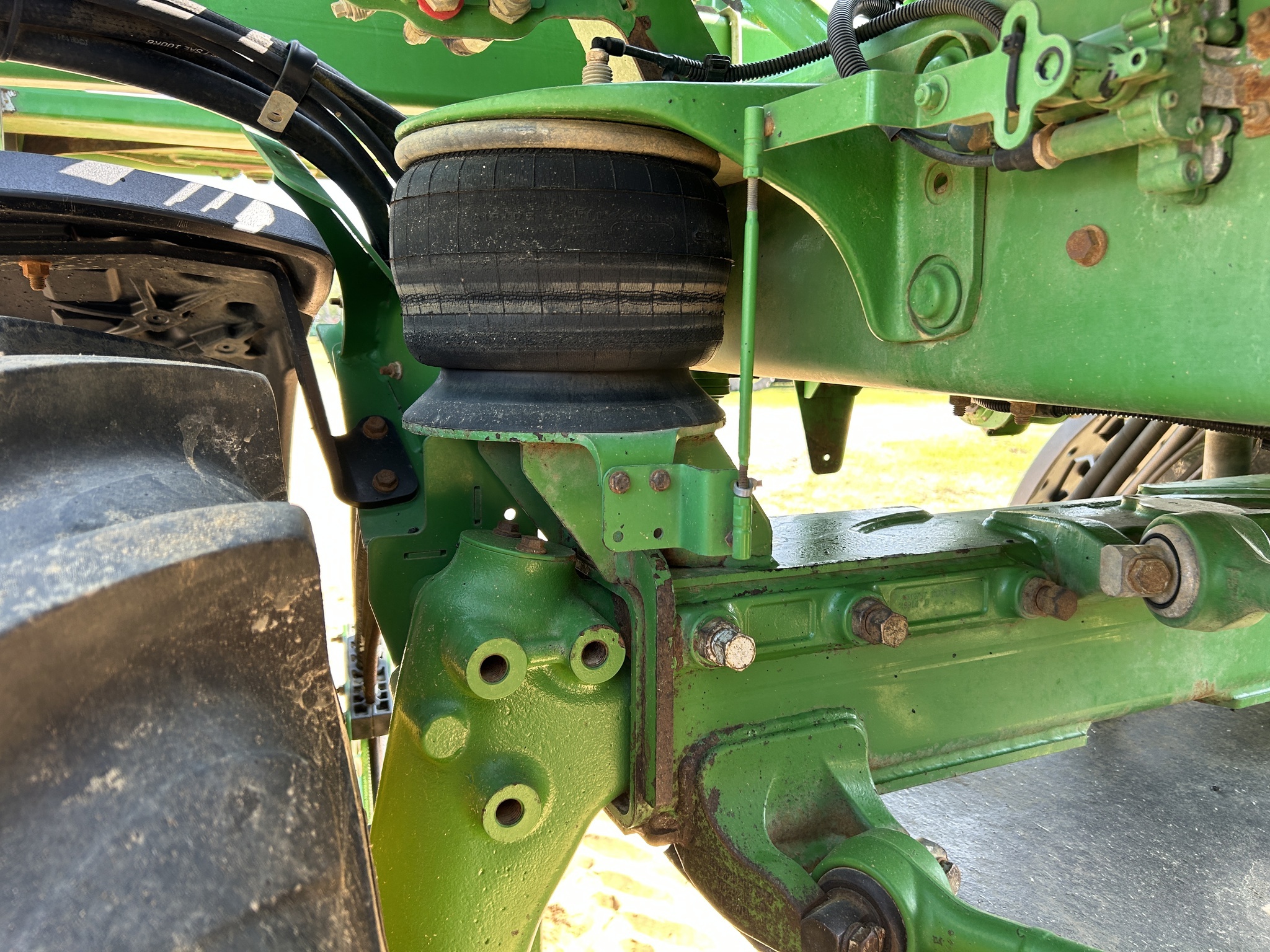 2016 John Deere R4023 Self-Propelled Sprayer