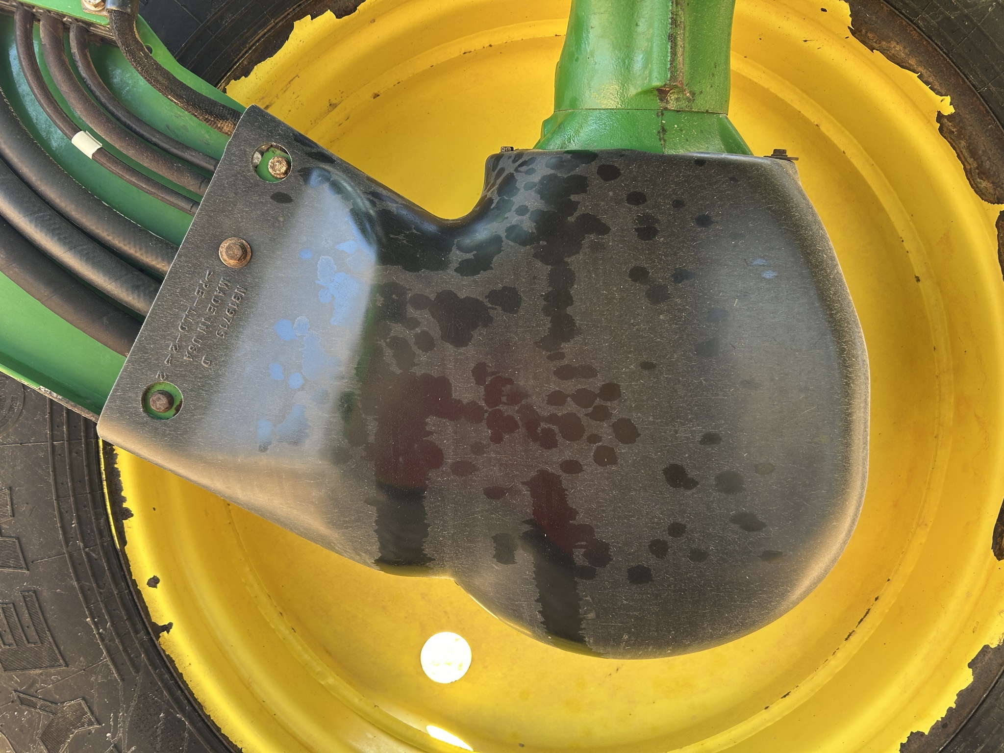 2016 John Deere R4023 Self-Propelled Sprayer