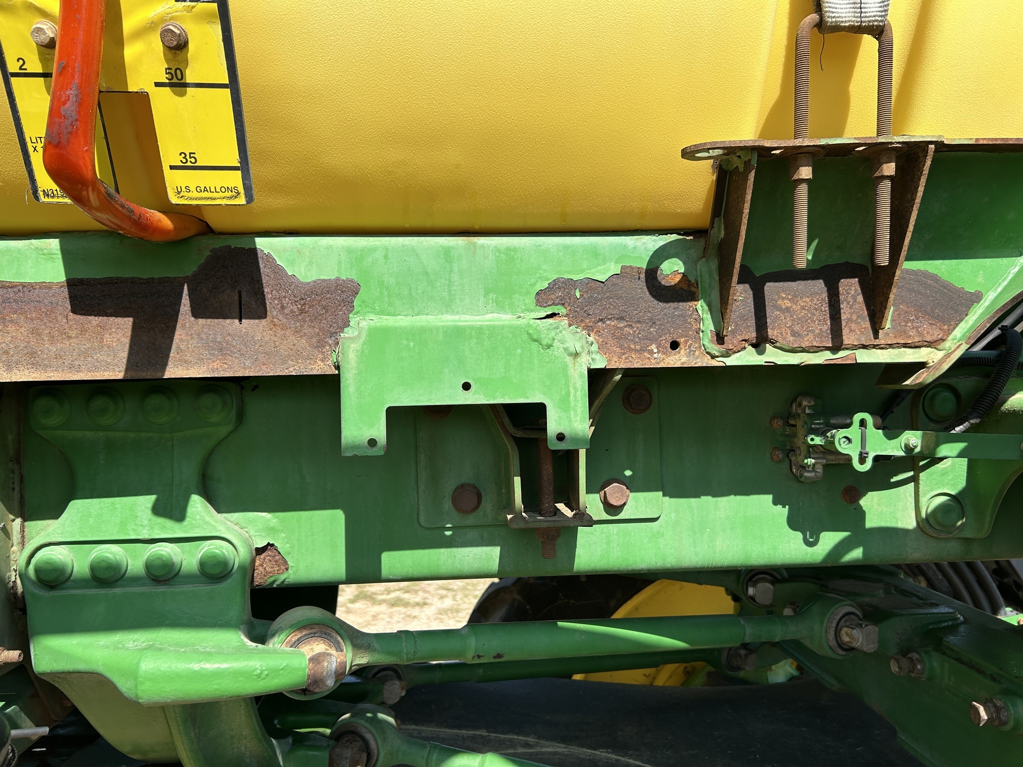 2016 John Deere R4023 Self-Propelled Sprayer