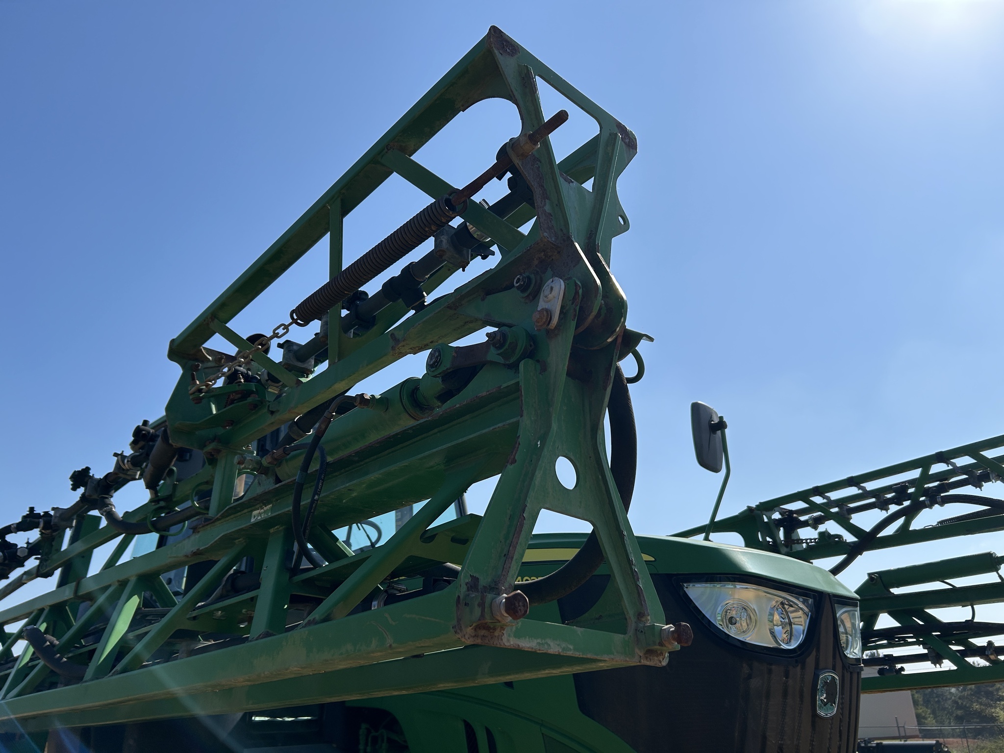 2016 John Deere R4023 Self-Propelled Sprayer