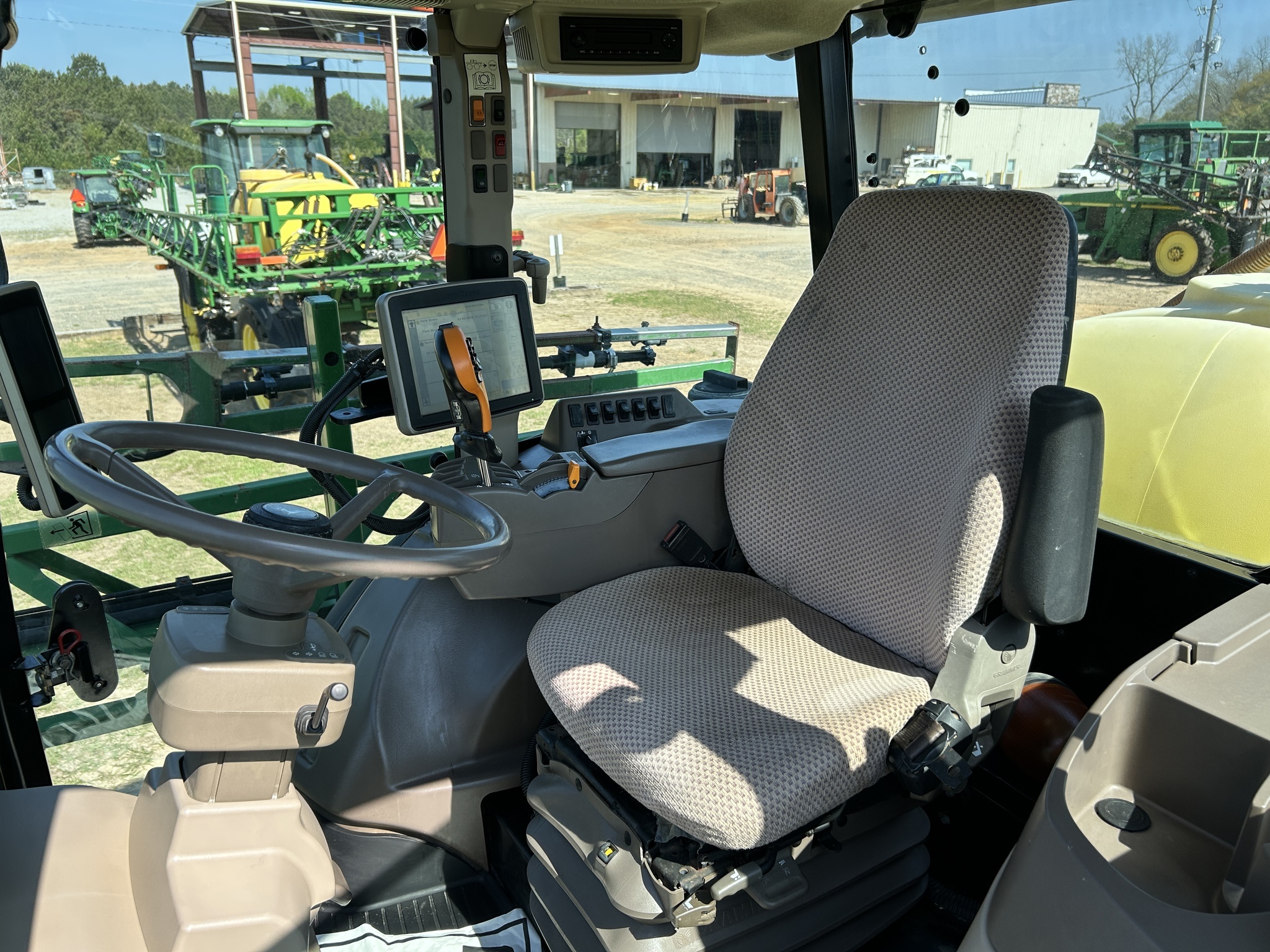 2016 John Deere R4023 Self-Propelled Sprayer
