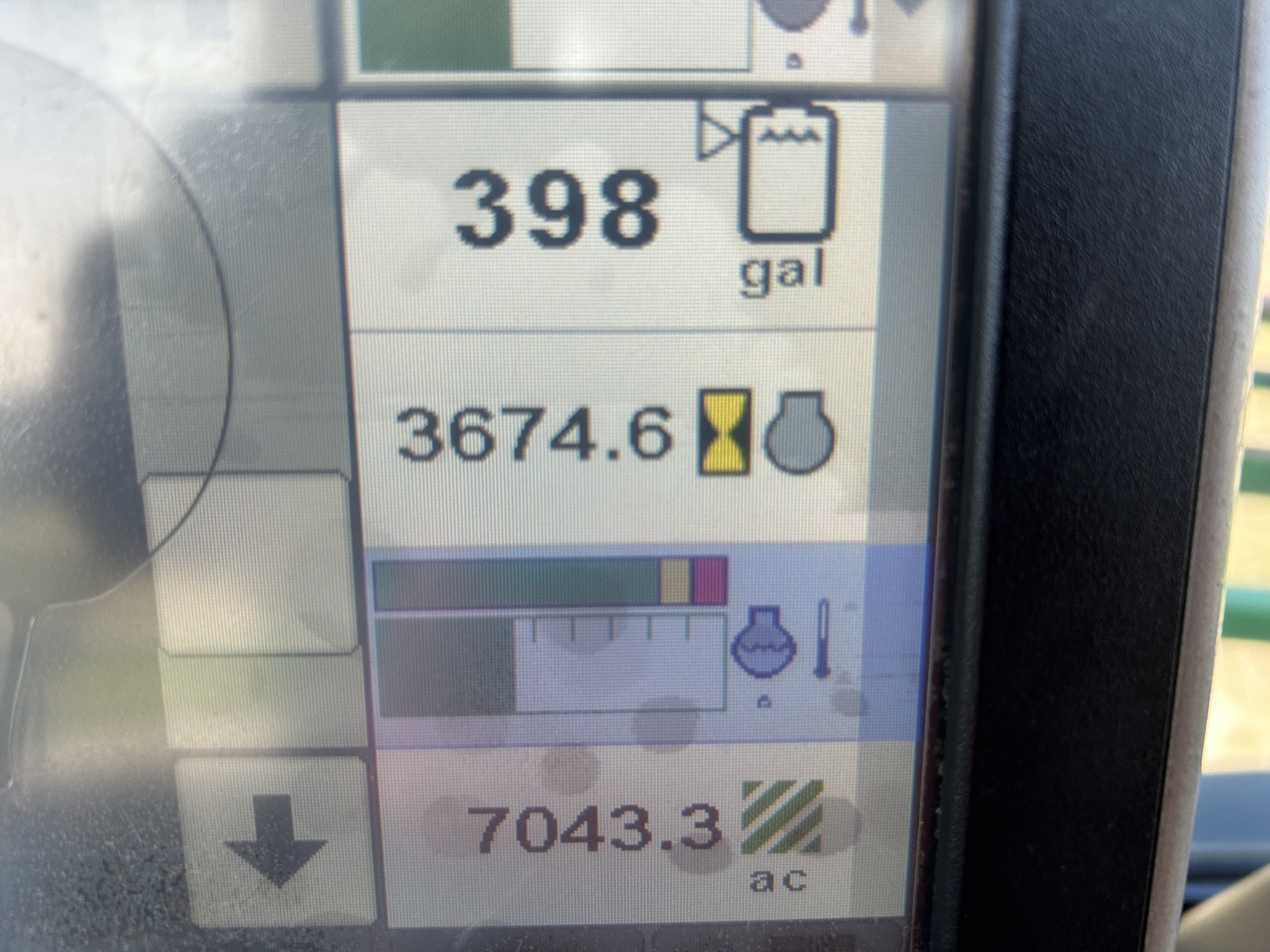 2016 John Deere R4023 Self-Propelled Sprayer