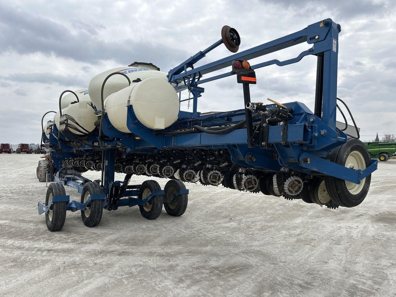 2013 Kinze 3660 Planter