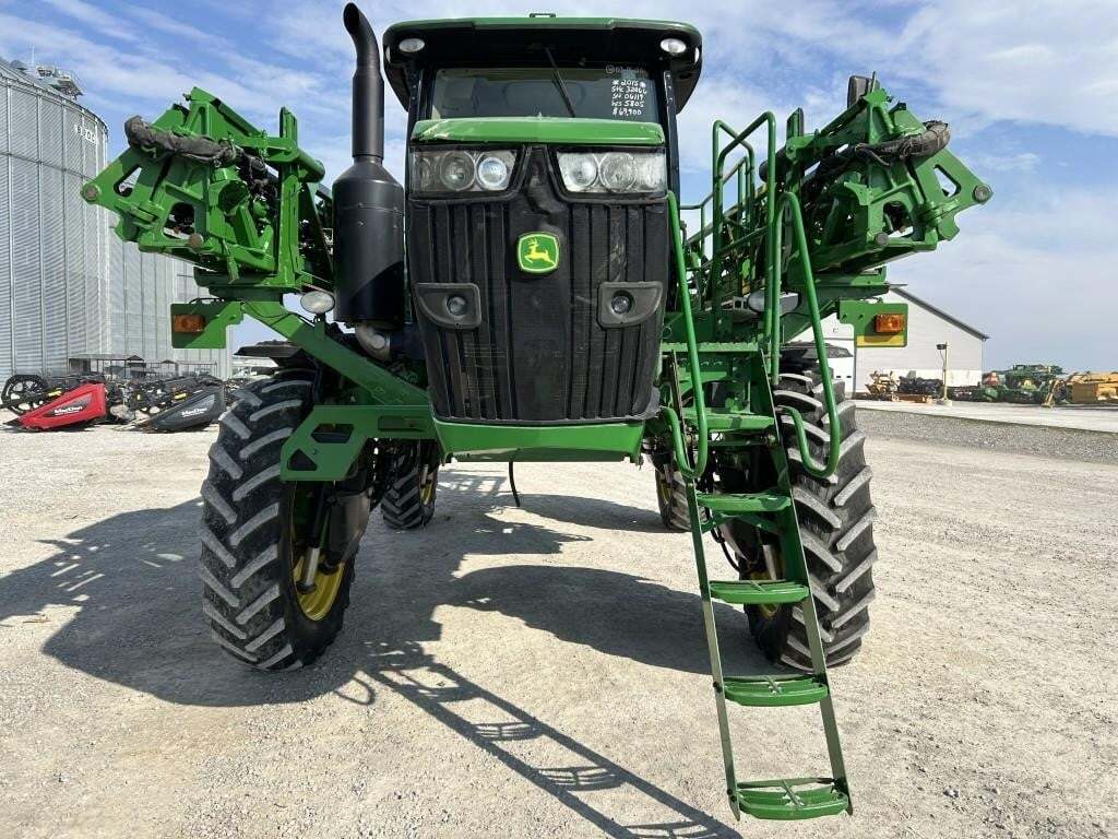2015 John Deere R4030 Self-Propelled Sprayer
