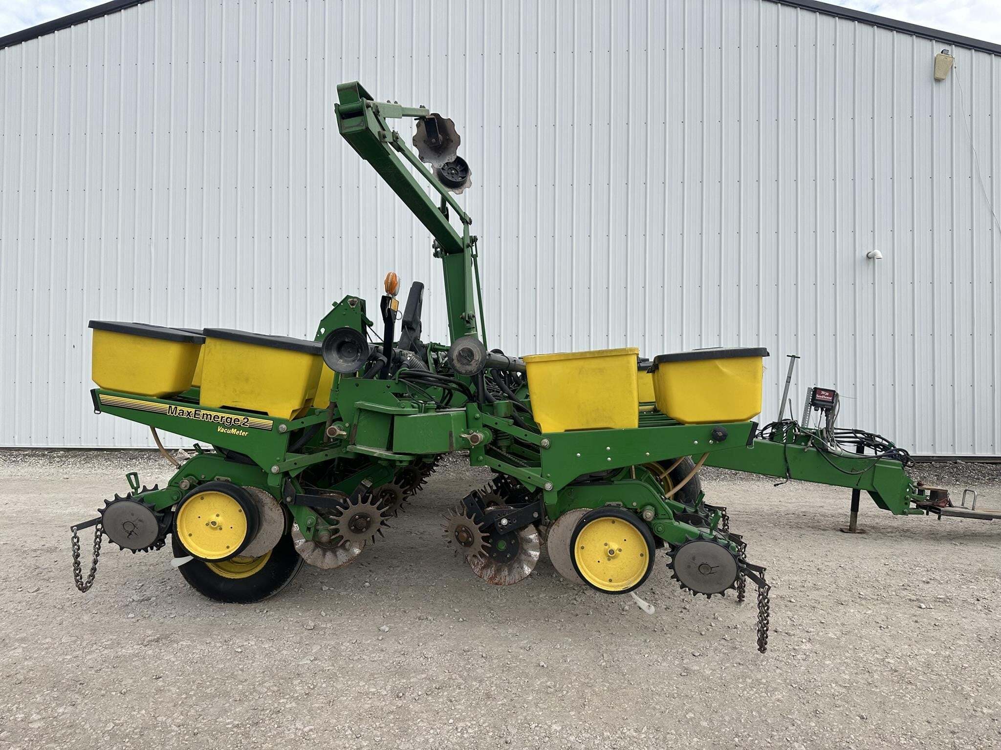 1996 John Deere 1760 Planter