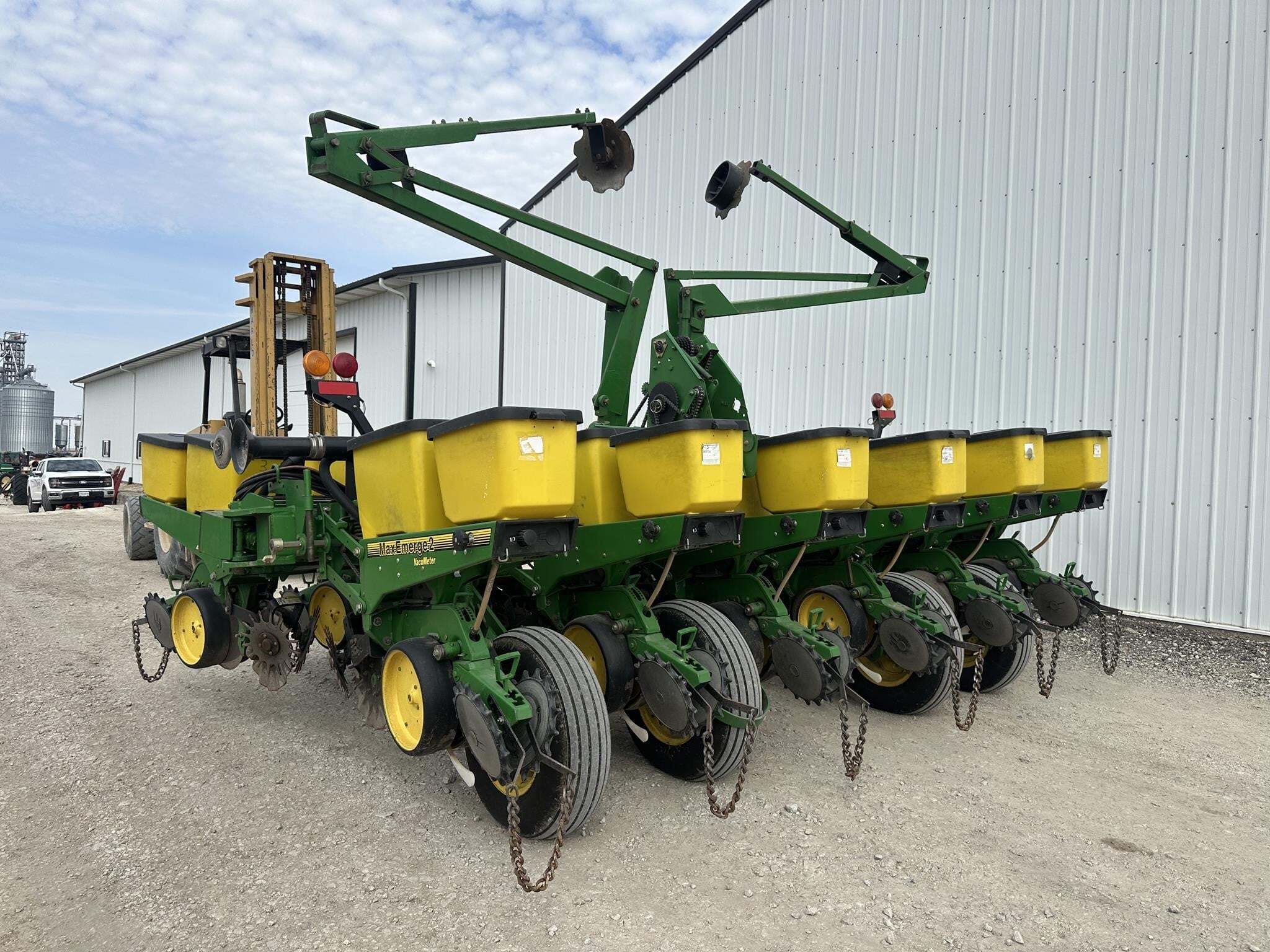 1996 John Deere 1760 Planter