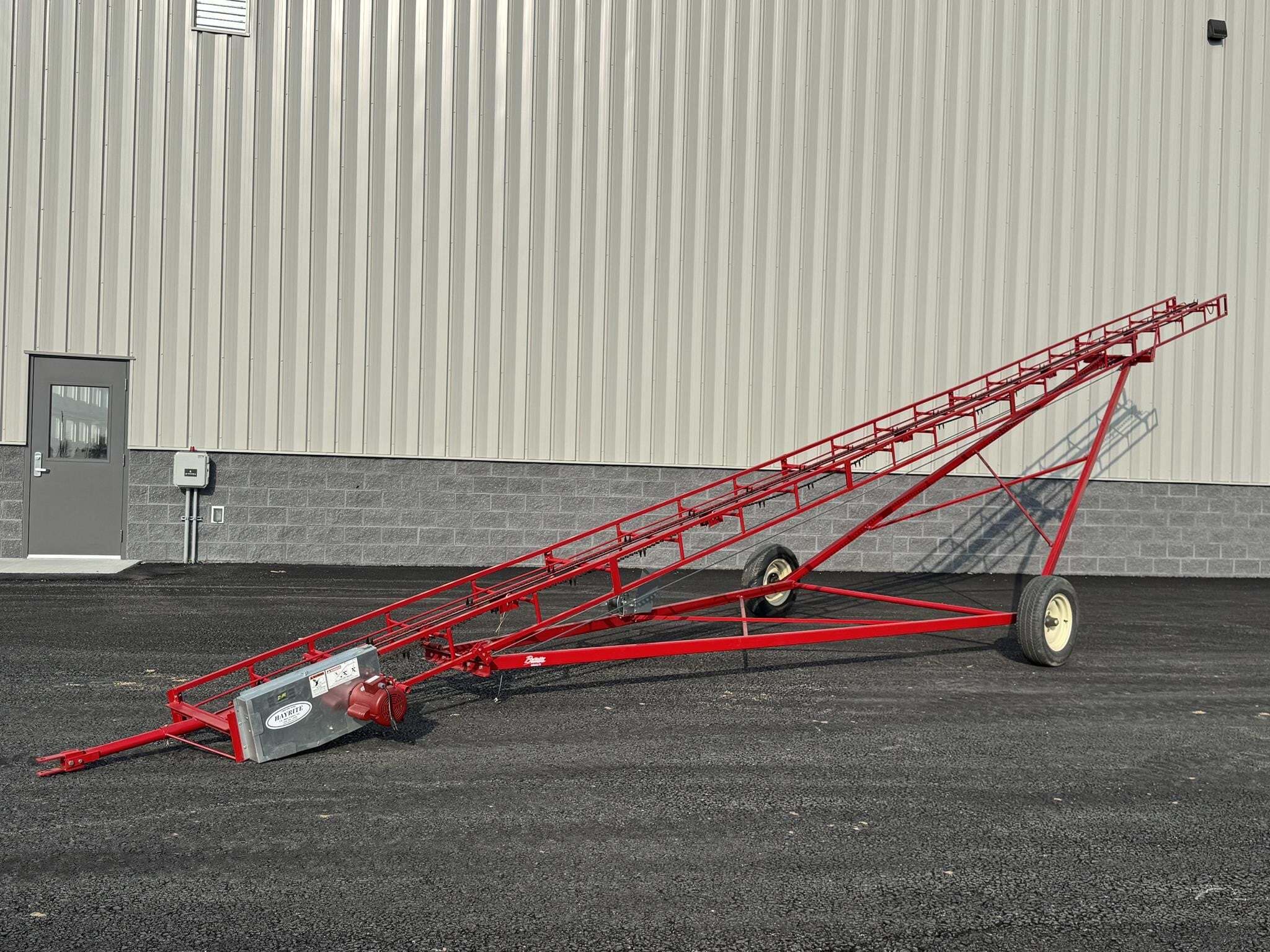 HAYRITE HEC40M Hay Stacking Equipment - $4,900 | Machinery Pete