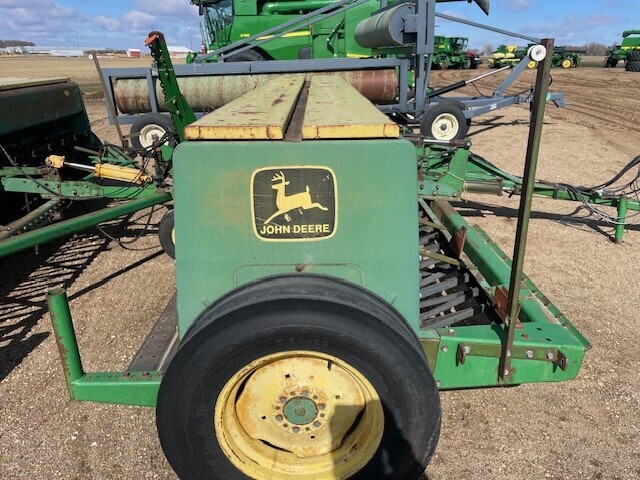  John Deere 8300 Drill
