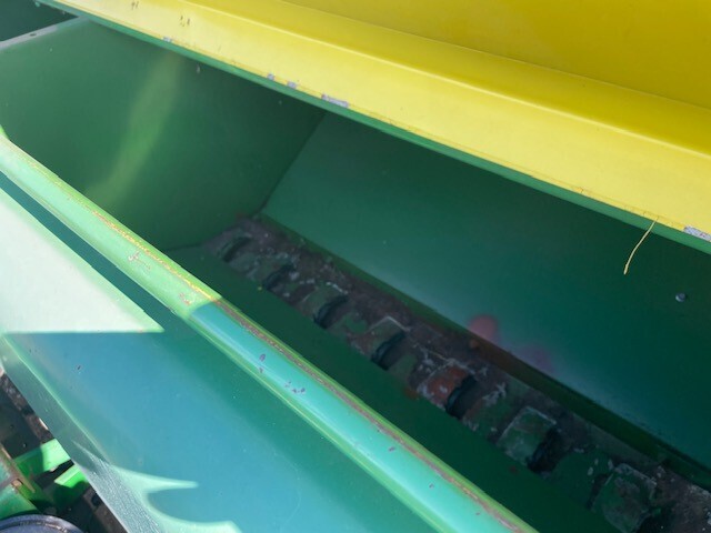 John Deere 8300 Drill