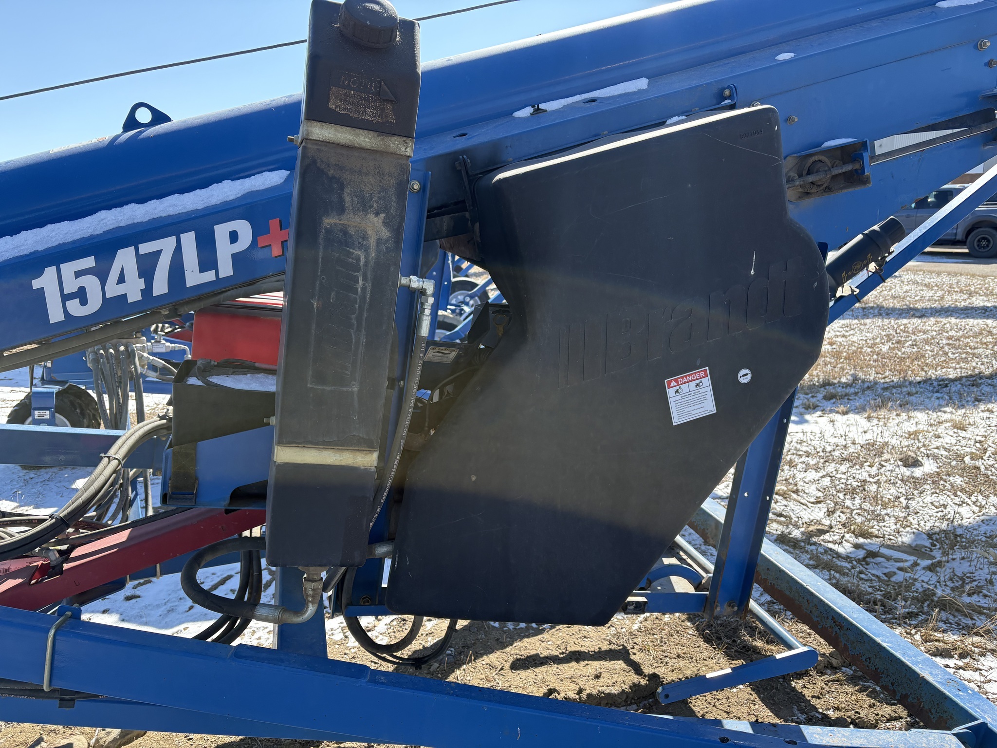2019 Brandt 1547LP+ Augers and Conveyor