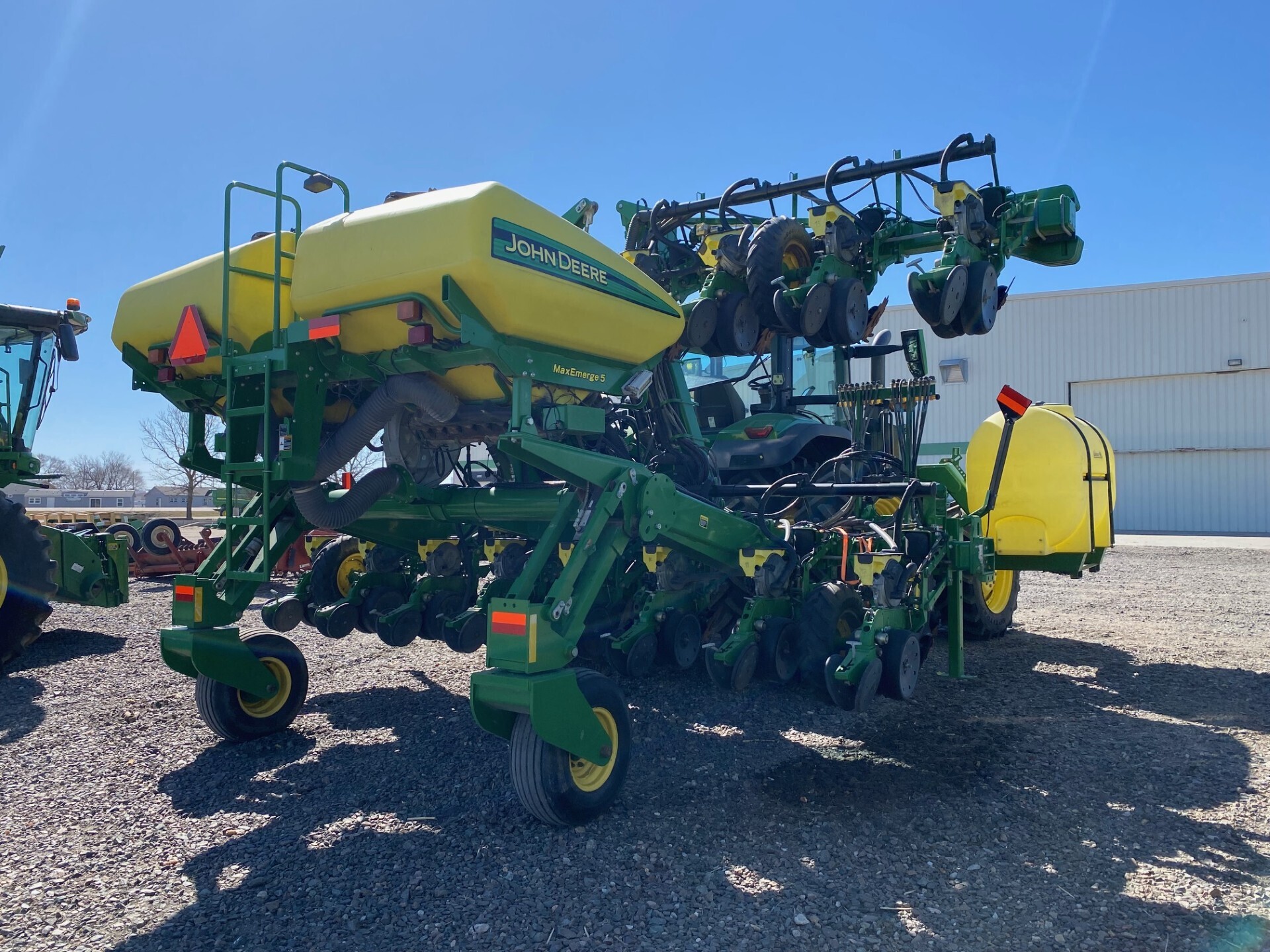 2016 John Deere 1725 CCS Planter