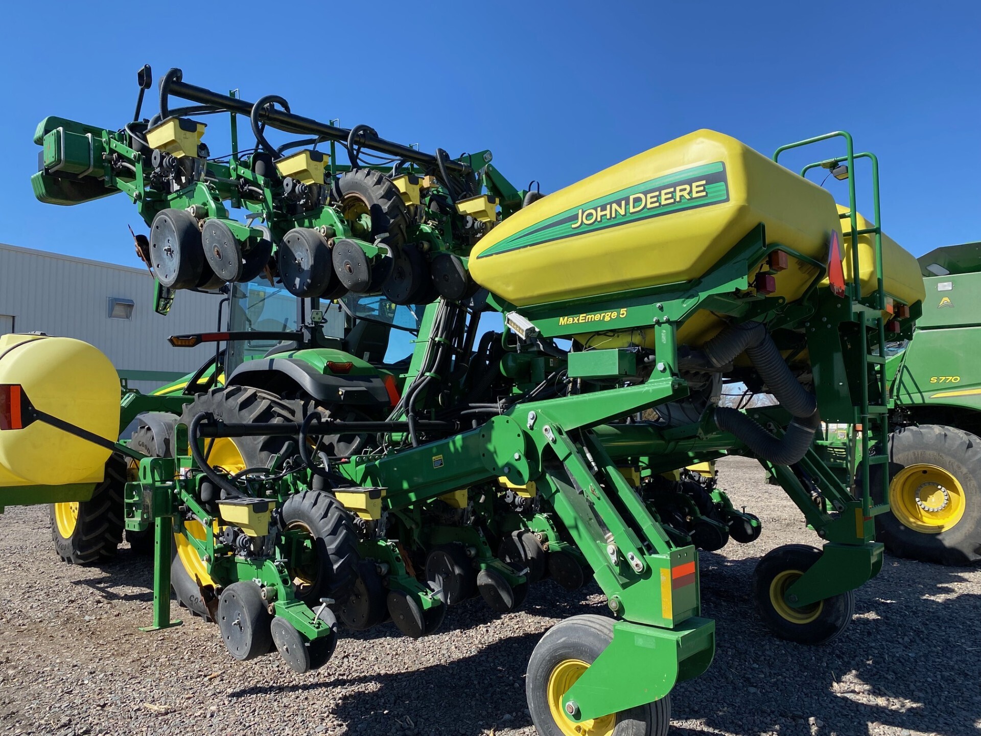 2016 John Deere 1725 CCS Planter