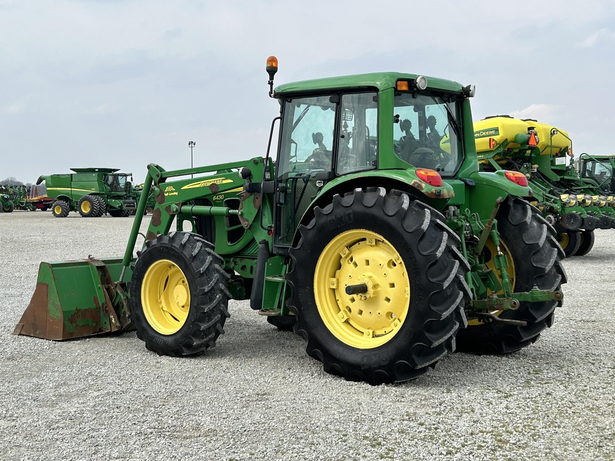 2007 John Deere 6430 Premium Tractor