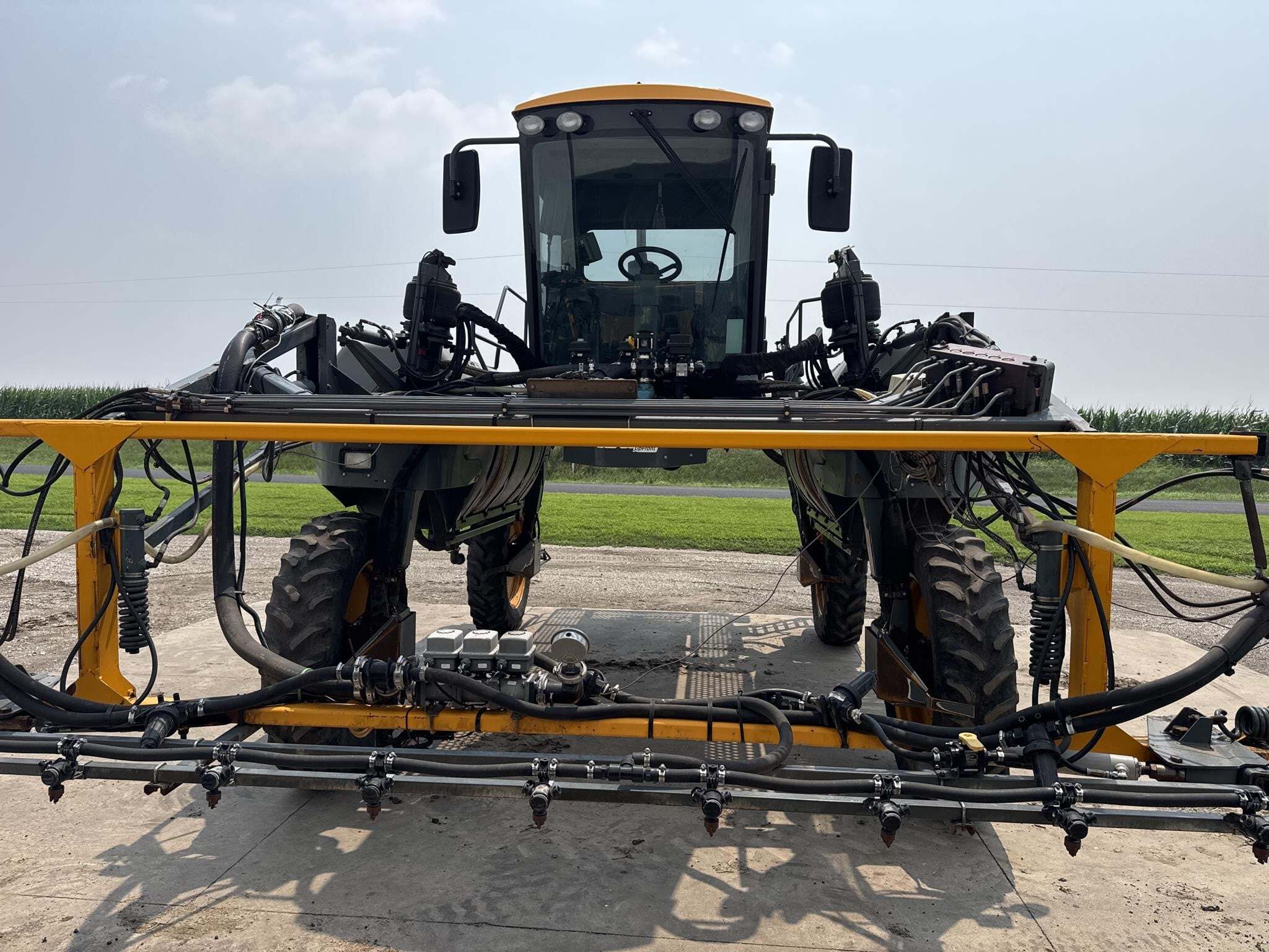 2011 Hagie DTS10 Self-Propelled Sprayer - $80,000 | Machinery Pete