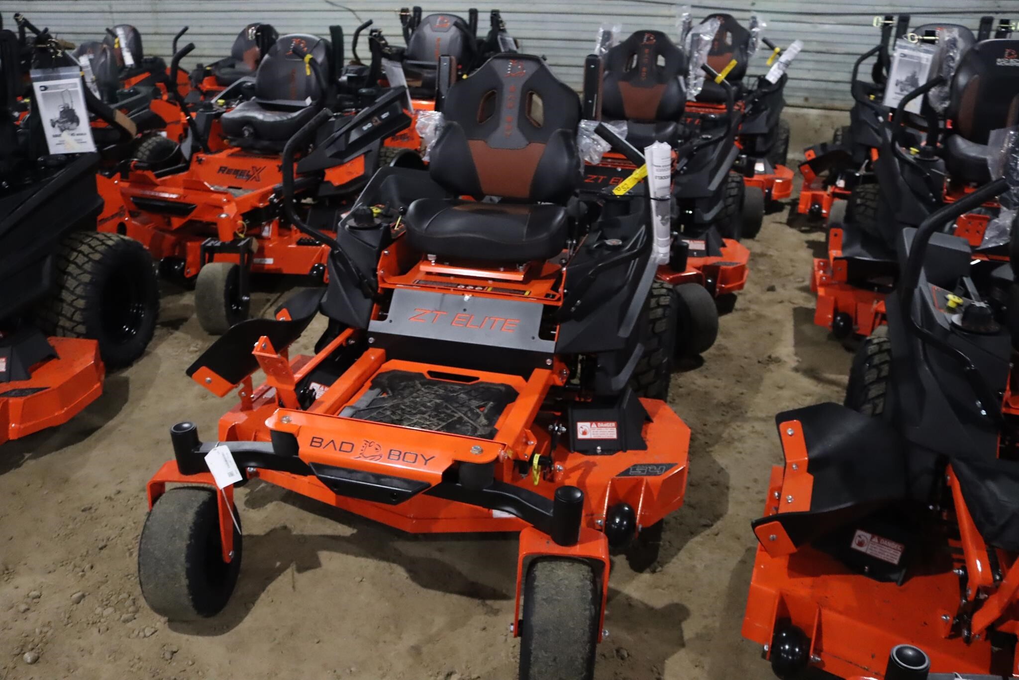 2026 Bad Boy ZT Elite 5400 Lawn Mower