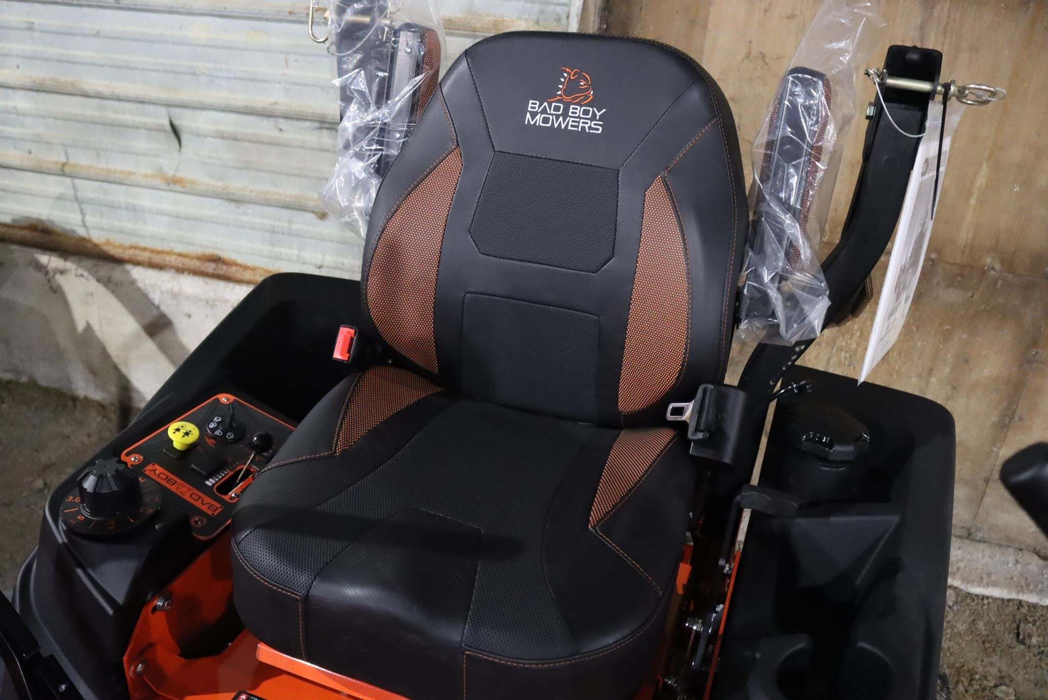  Bad Boy MAVERICK 6000 Lawn Mower