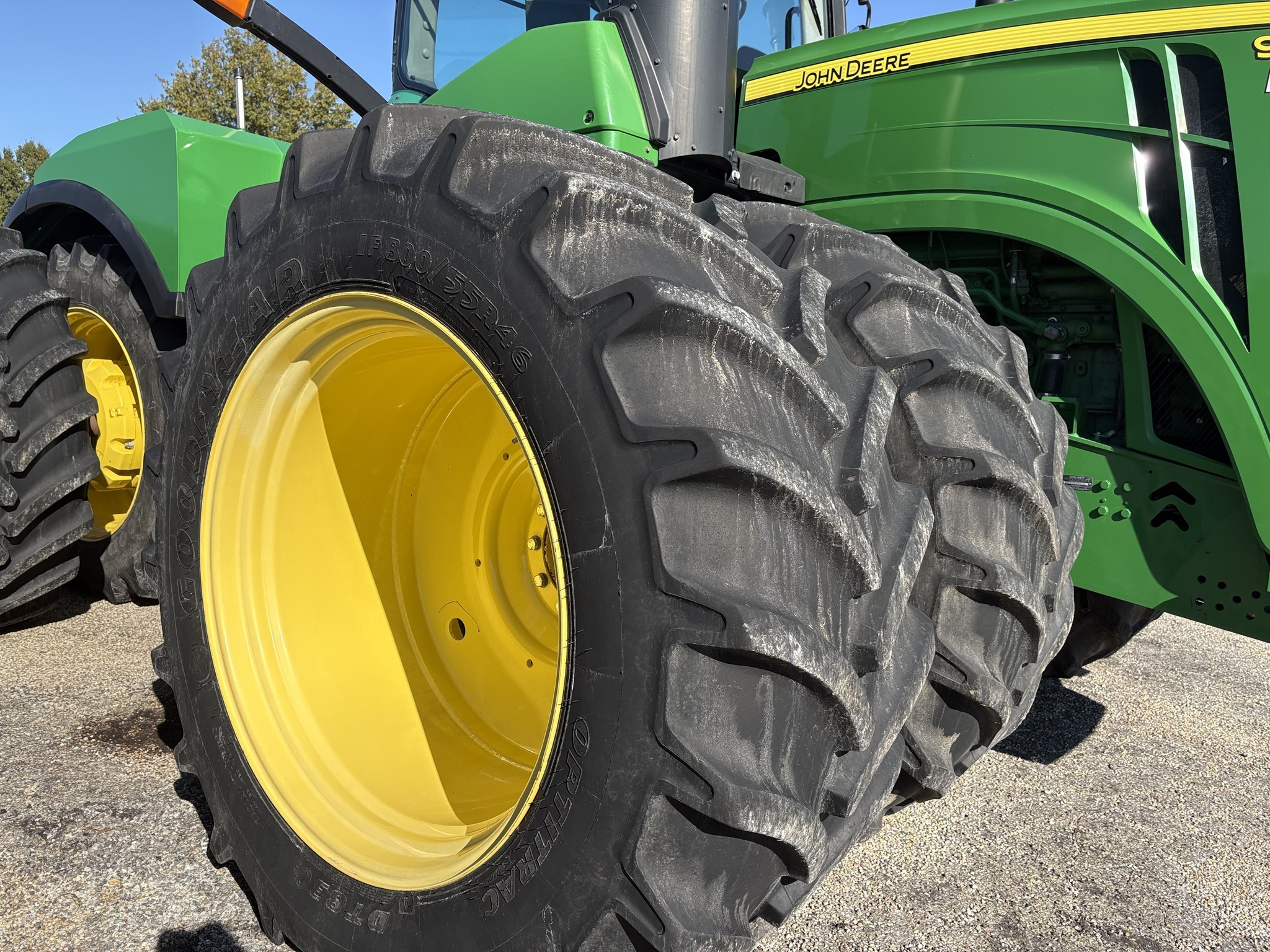 2015 John Deere 9570R Tractor