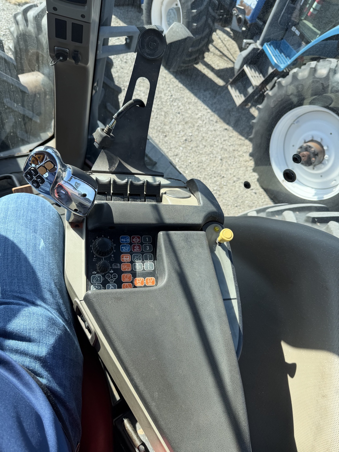2011 Case IH Magnum 340 Tractor