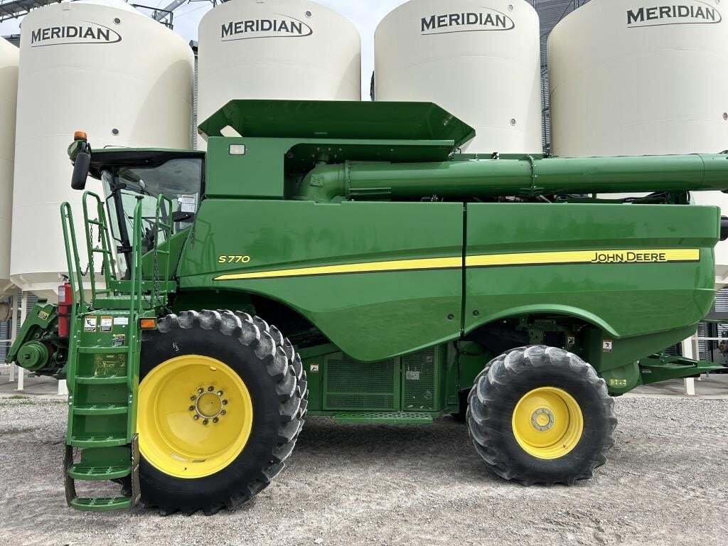 2018 John Deere S770 Combine