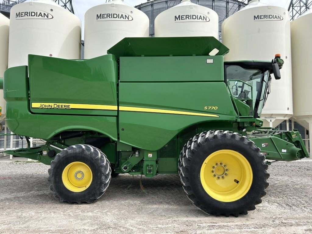 2018 John Deere S770 Combine