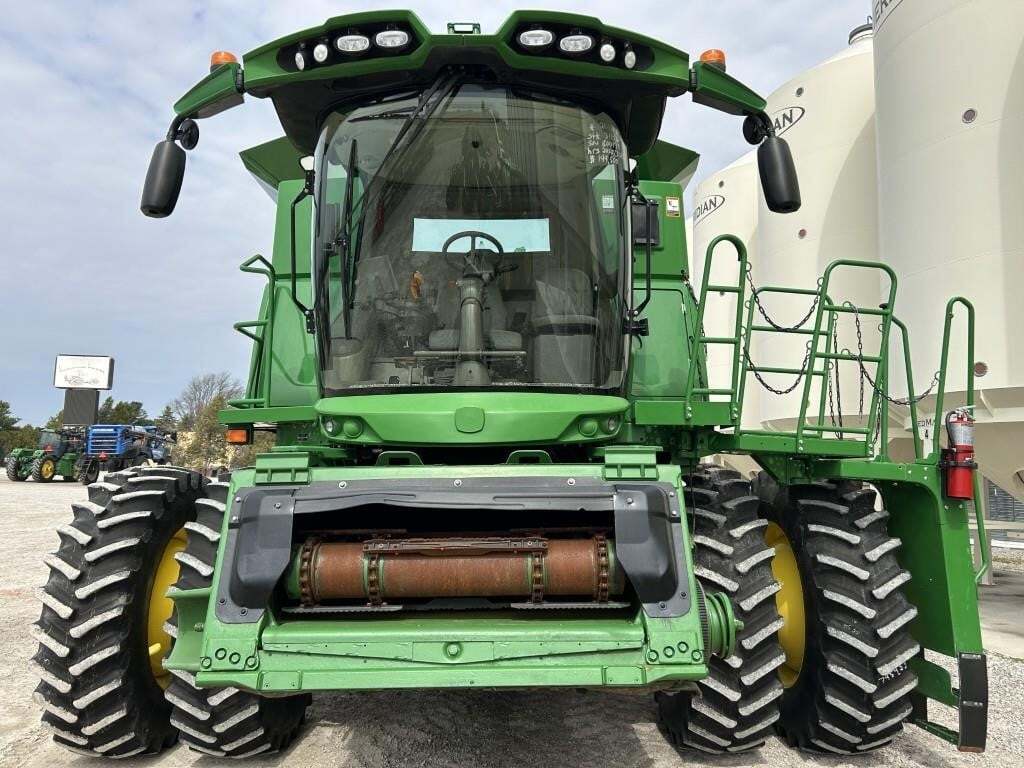 2018 John Deere S770 Combine