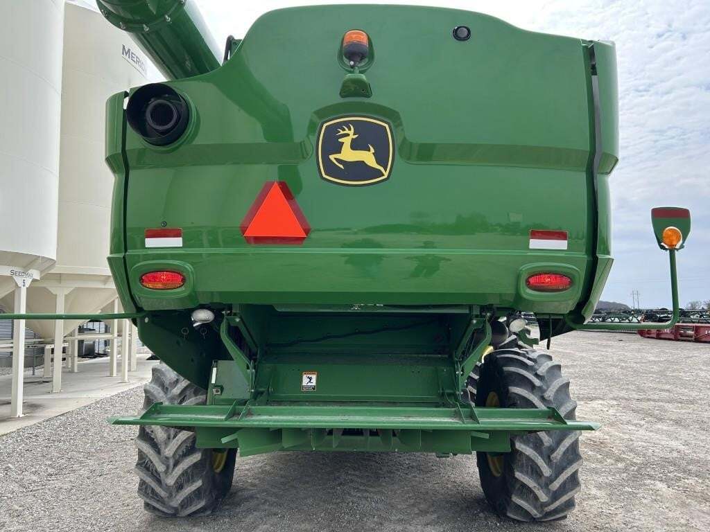 2018 John Deere S770 Combine